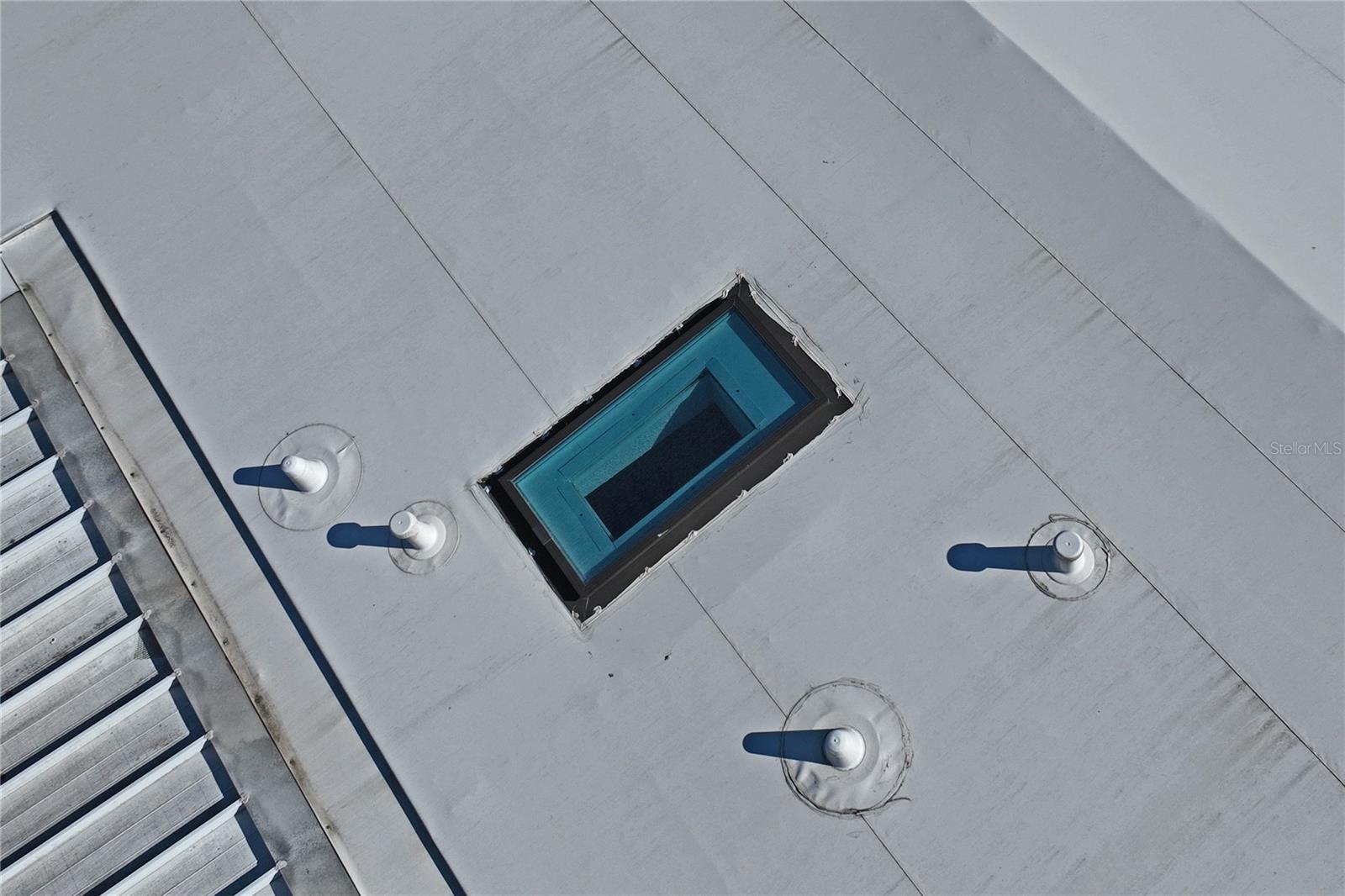 Image 61 of 69 For 15712 Brookridge Boulevard