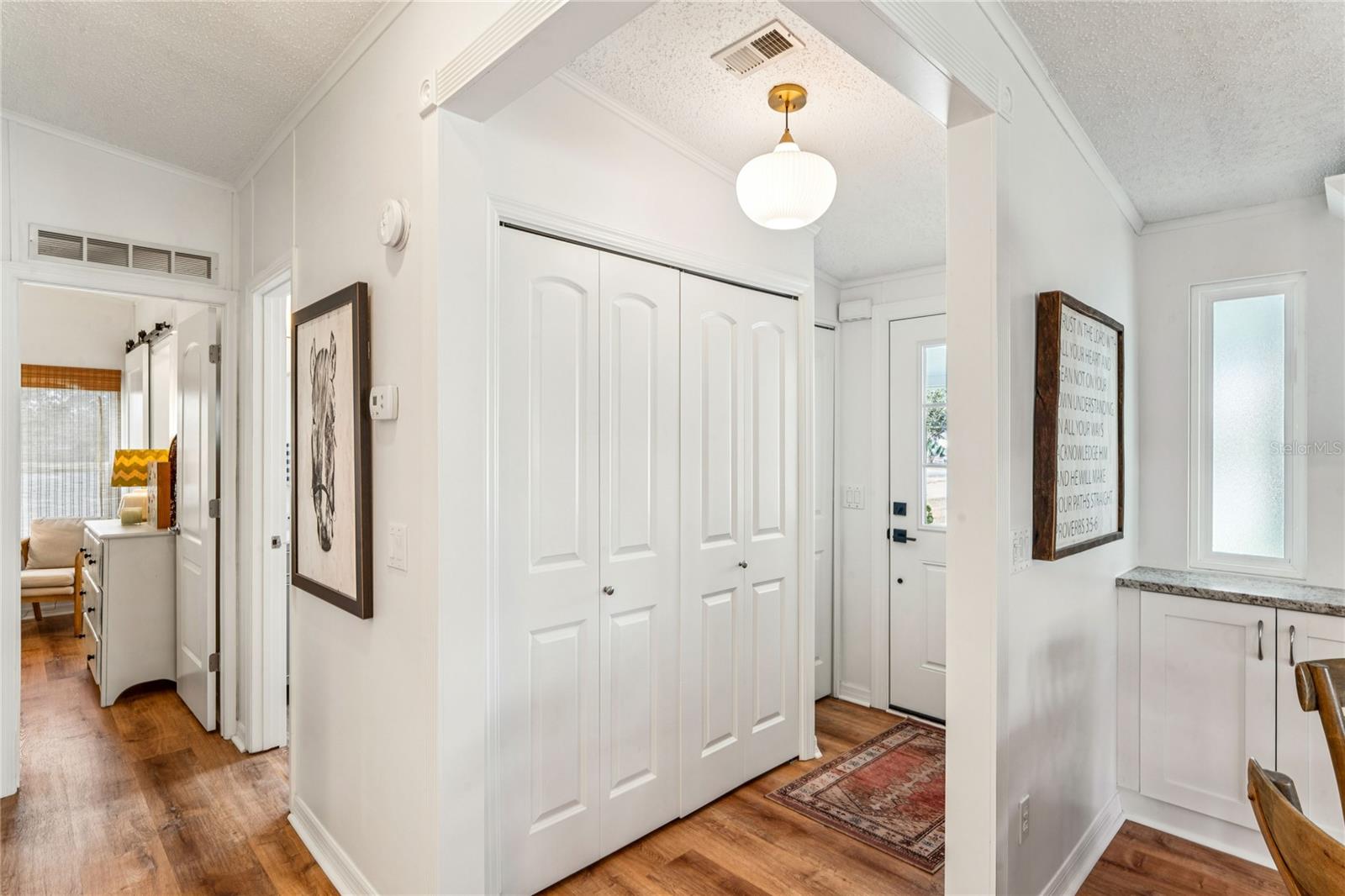 Image 8 of 69 For 15712 Brookridge Boulevard