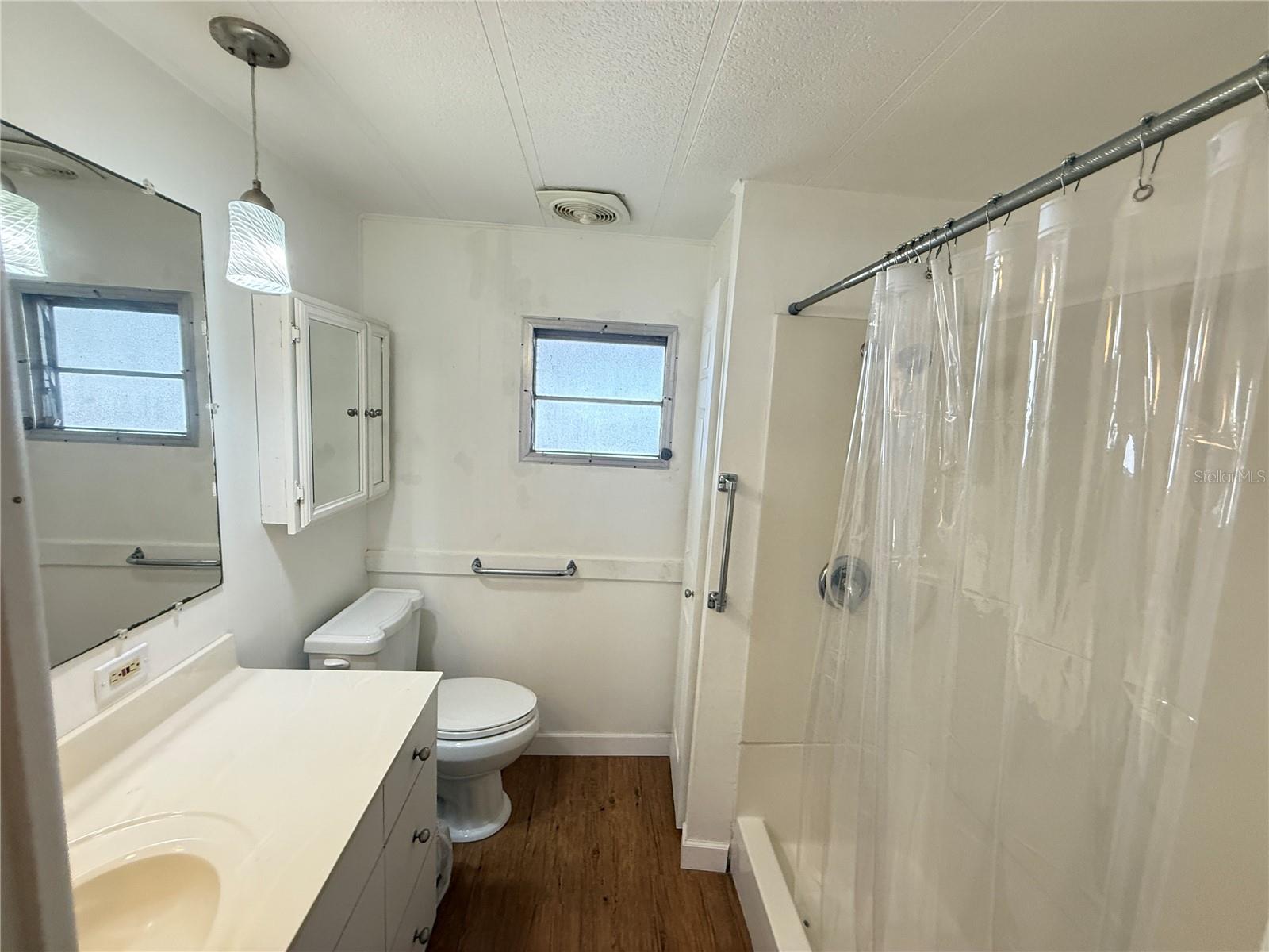 Image 10 of 22 For 653 Mount Lancaster Avenue Ne 638