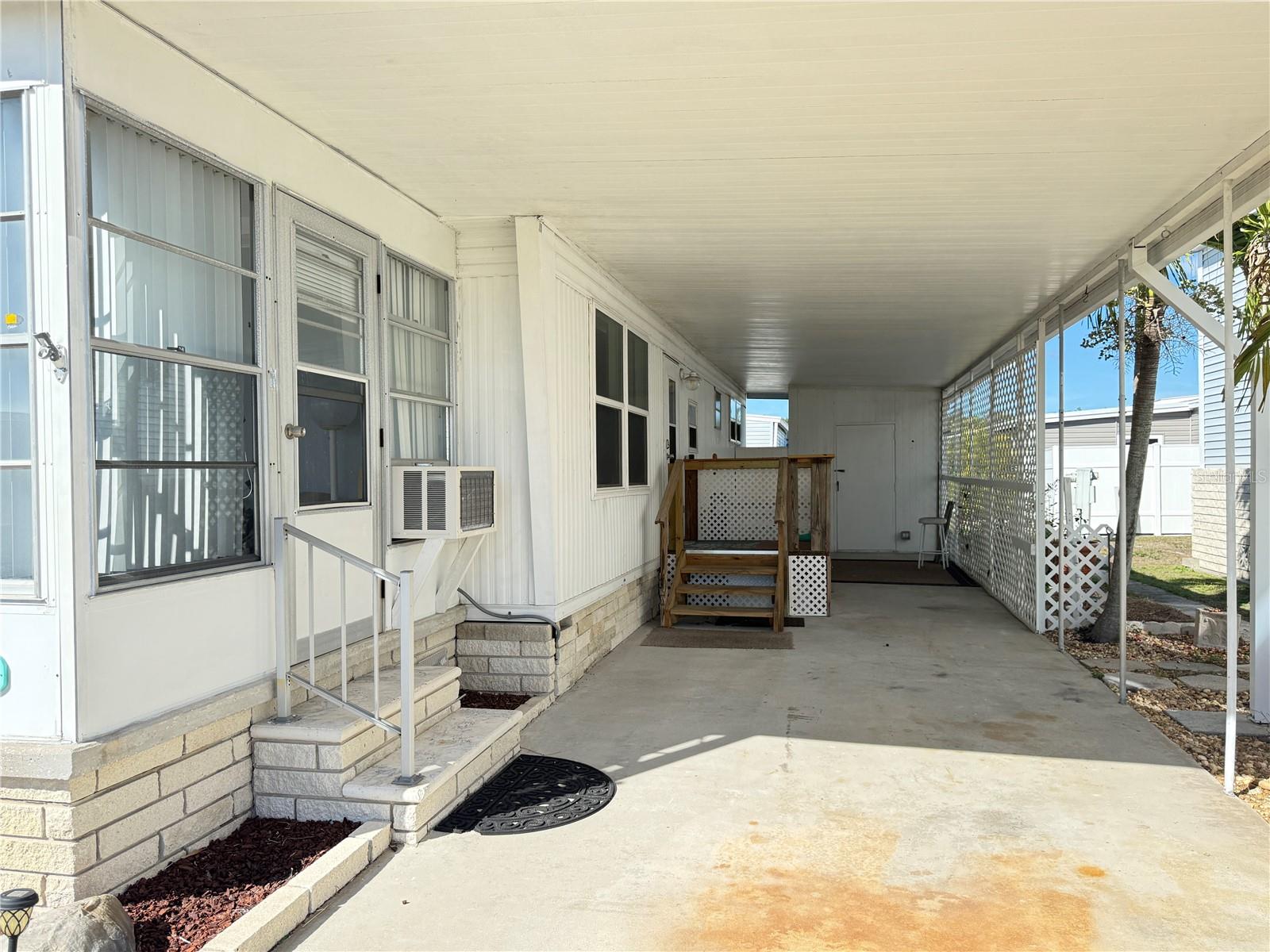 Image 2 of 22 For 653 Mount Lancaster Avenue Ne 638