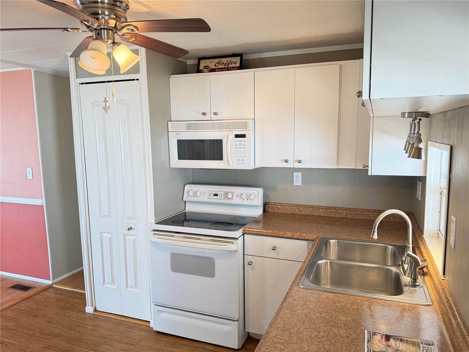 Image 4 of 22 For 653 Mount Lancaster Avenue Ne 638