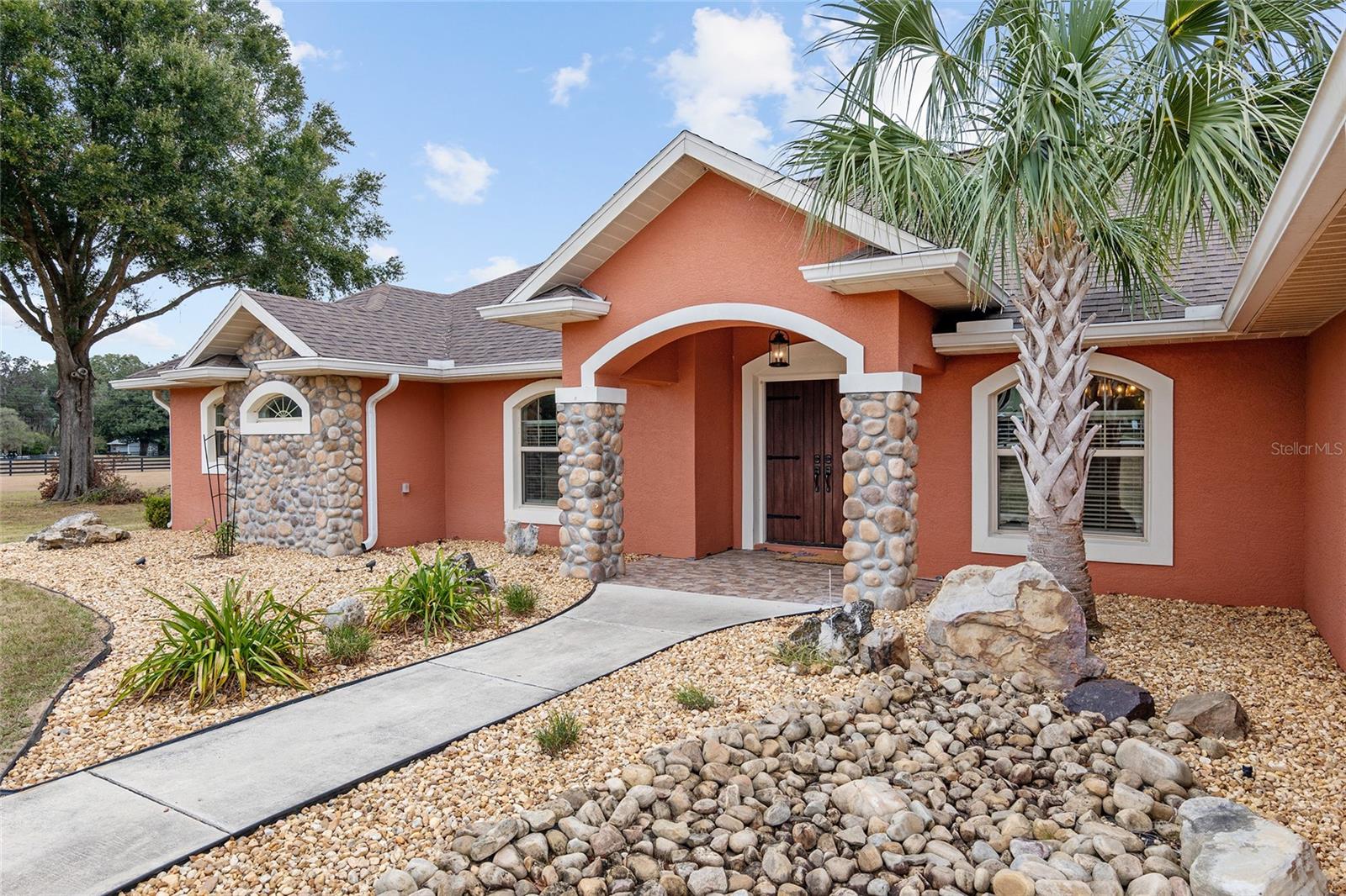 Image 5 of 33 For 9901 6th Court