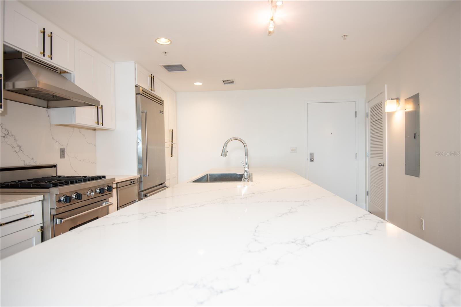 Image 11 of 58 For 1208 Kennedy Boulevard 827