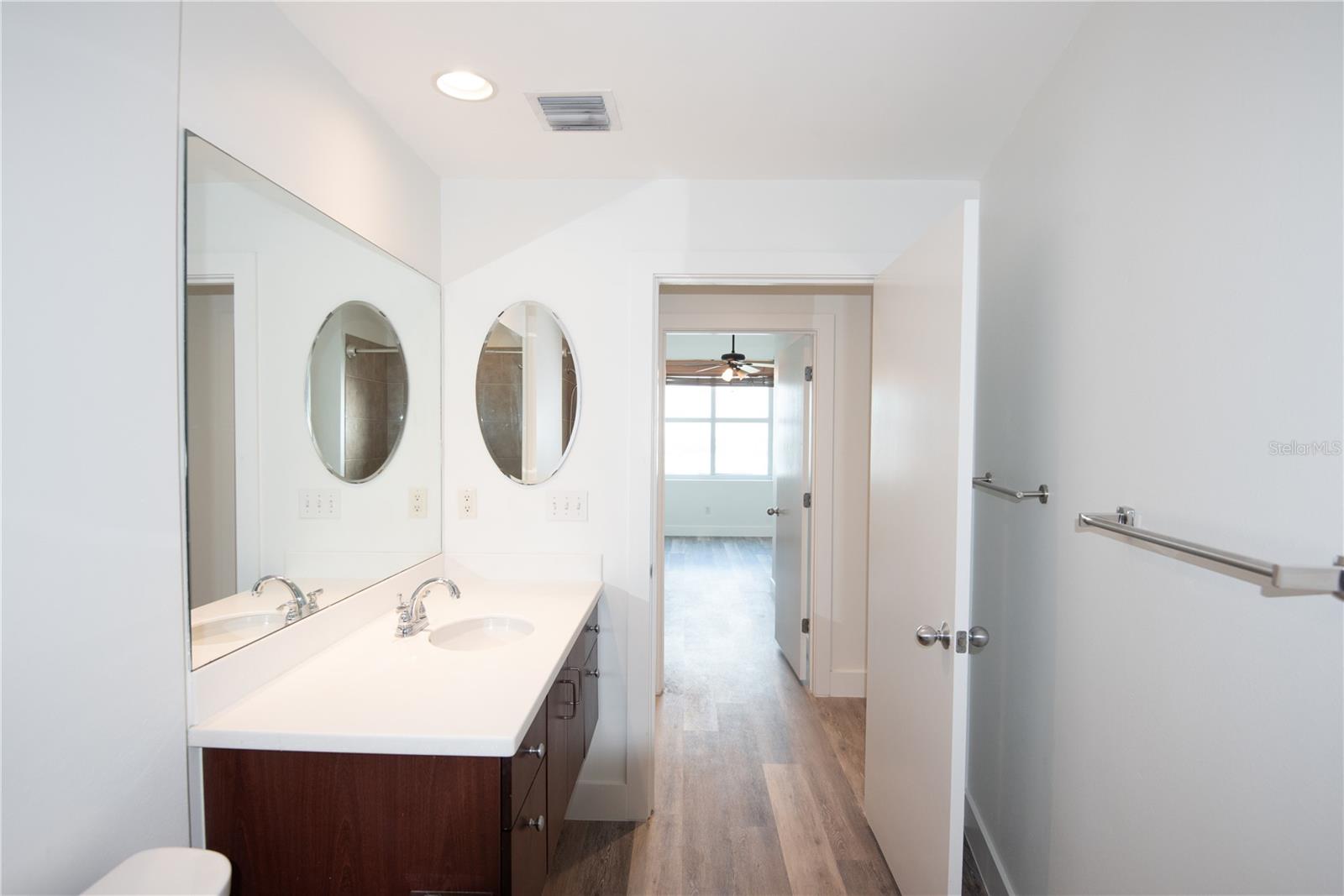 Image 37 of 58 For 1208 Kennedy Boulevard 827