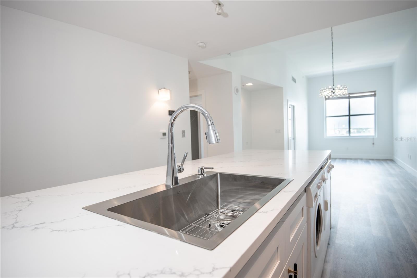 Image 6 of 58 For 1208 Kennedy Boulevard 827