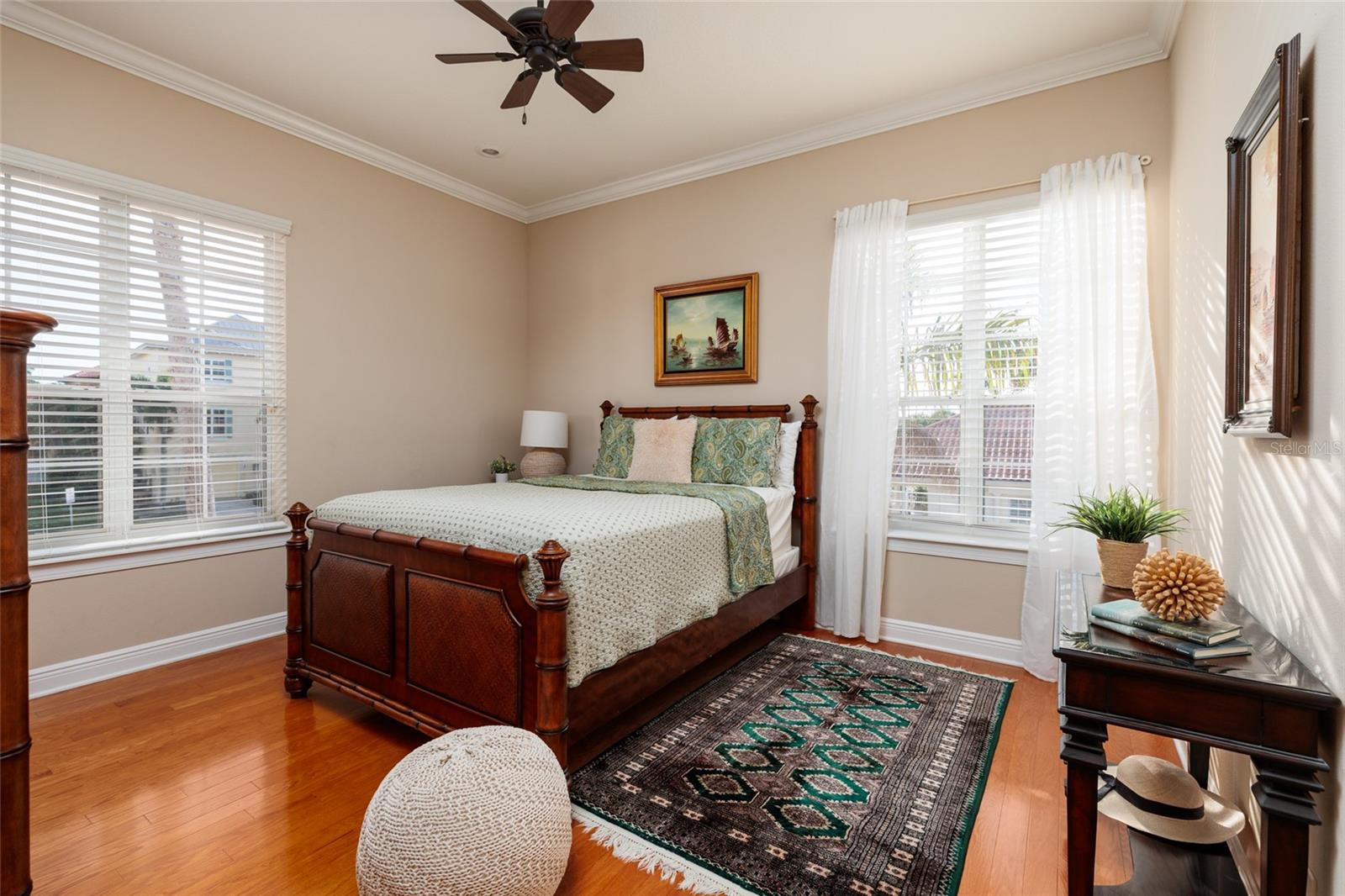 Image 20 of 66 For 102 Wimbledon Court