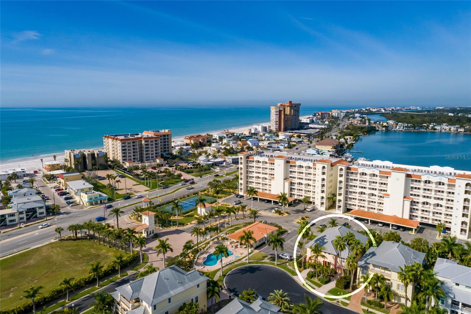 Image 30 of 66 For 102 Wimbledon Court