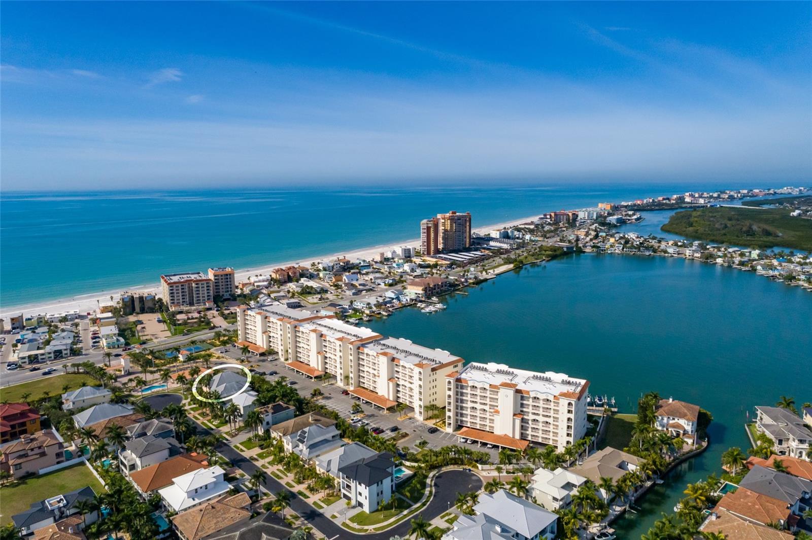 Image 5 of 66 For 102 Wimbledon Court