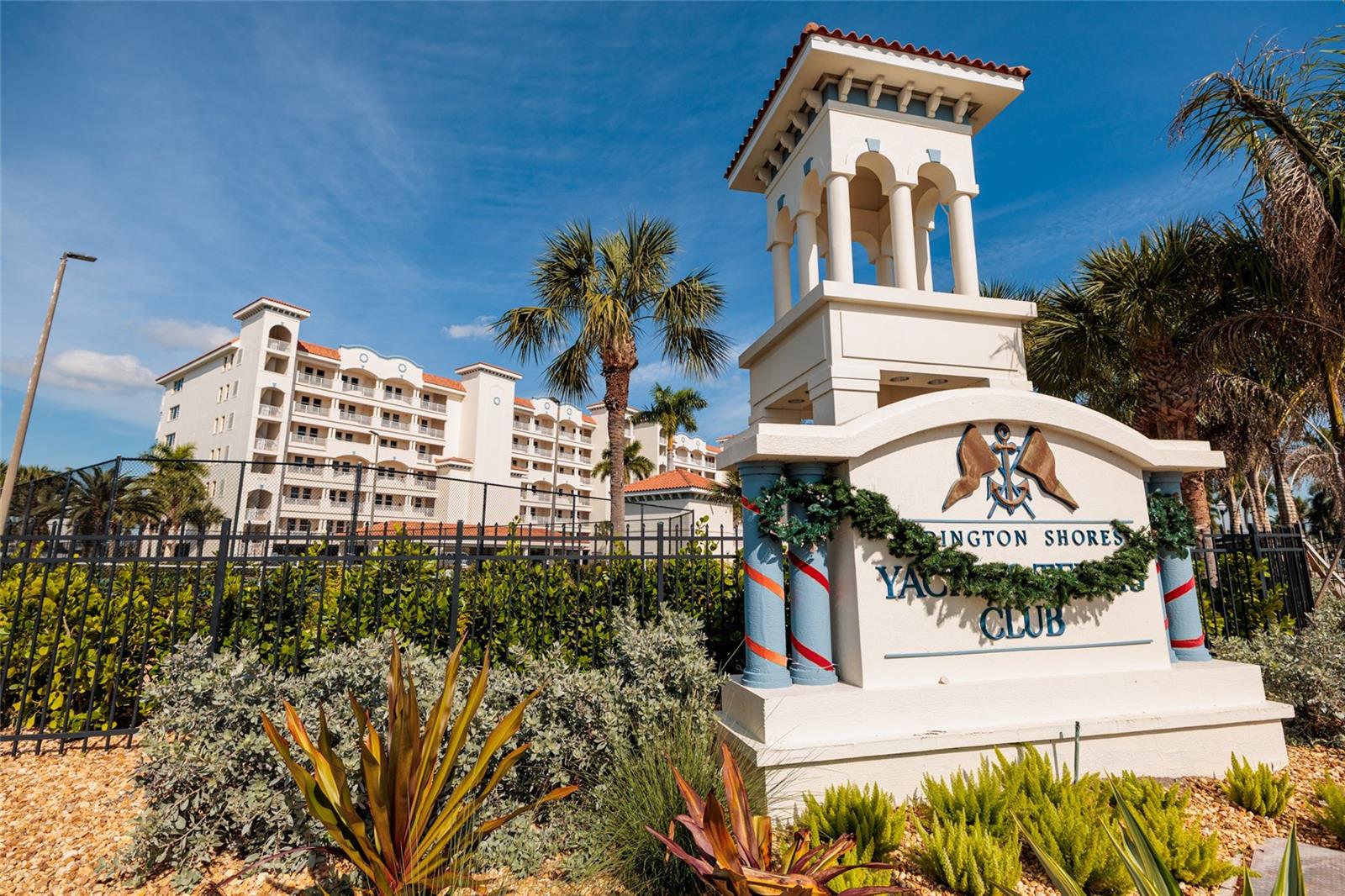 Image 58 of 66 For 102 Wimbledon Court