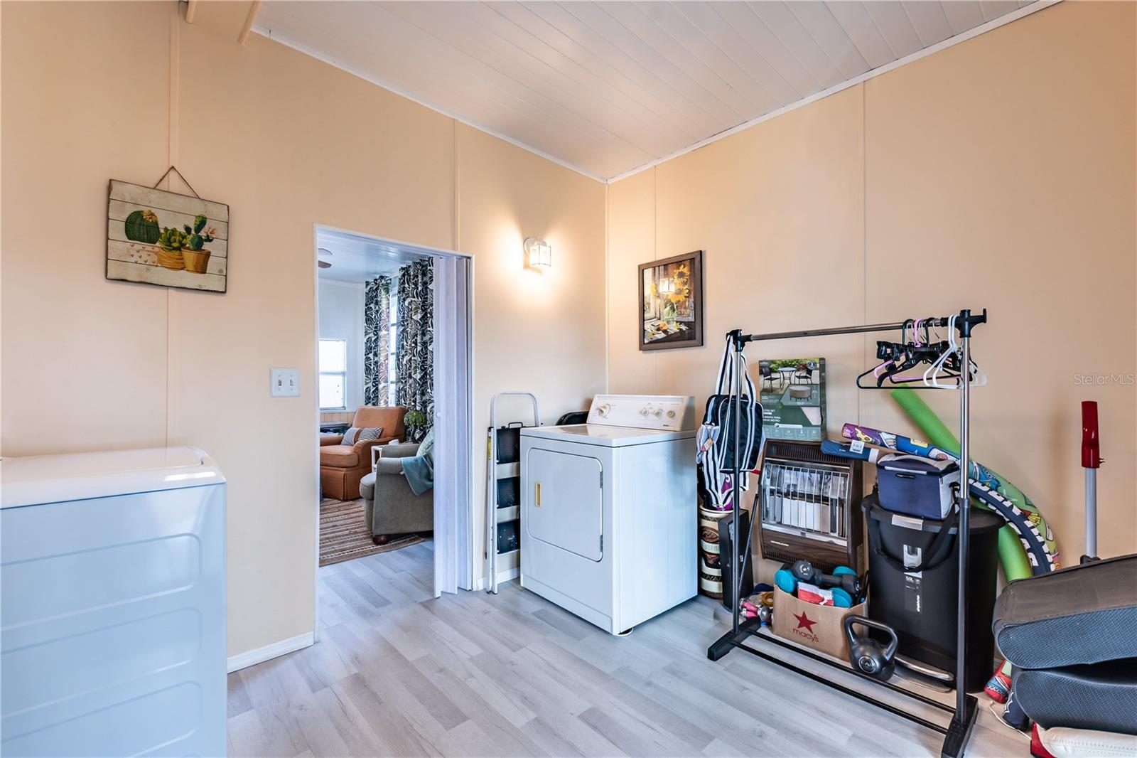 Image 33 of 54 For 5250 Betmar Drive