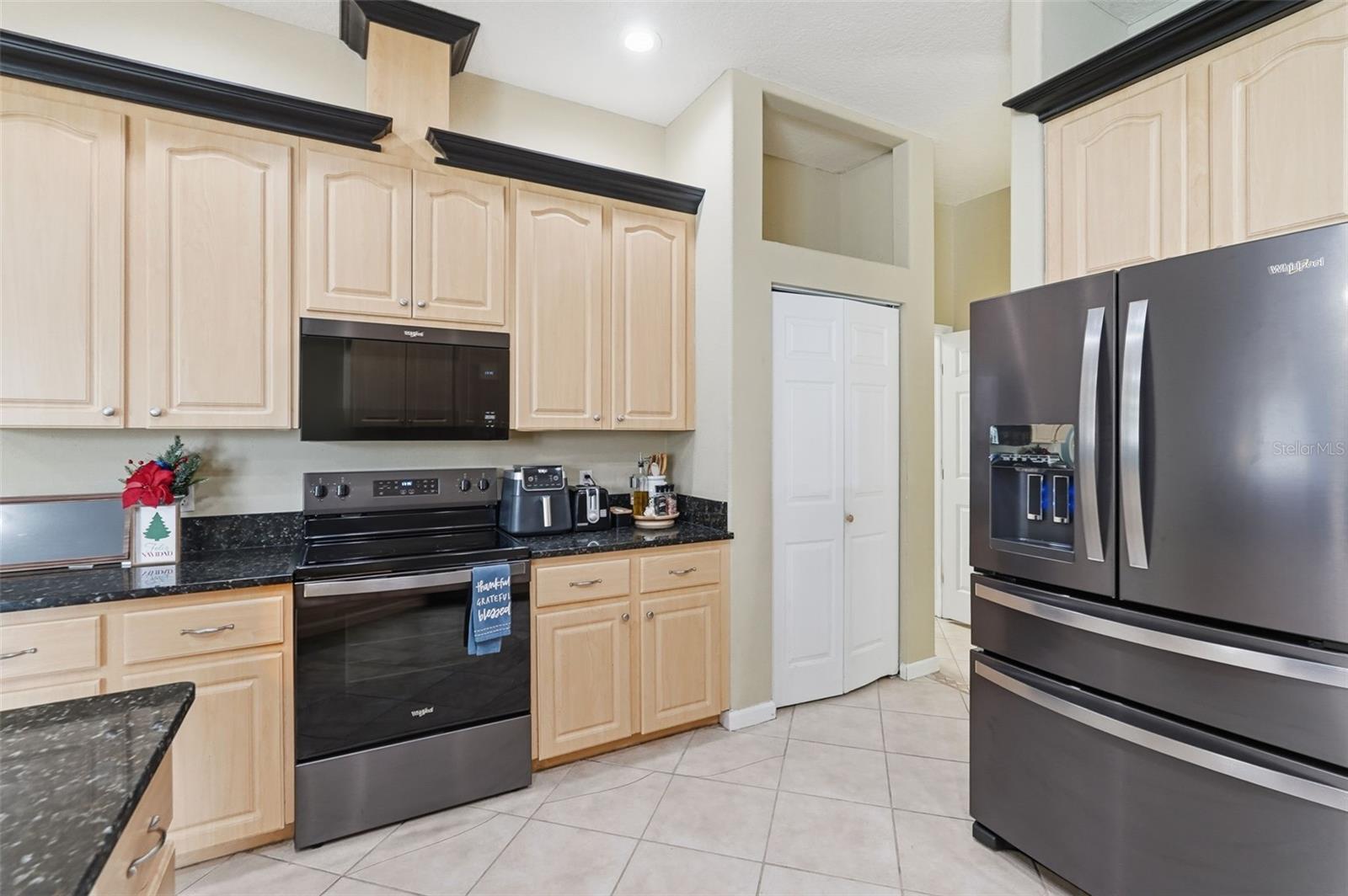 Image 20 of 51 For 13632 Deventer Court