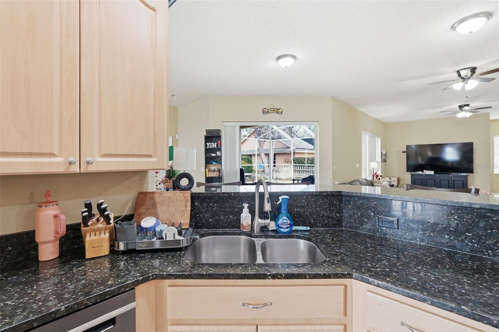 Image 21 of 51 For 13632 Deventer Court