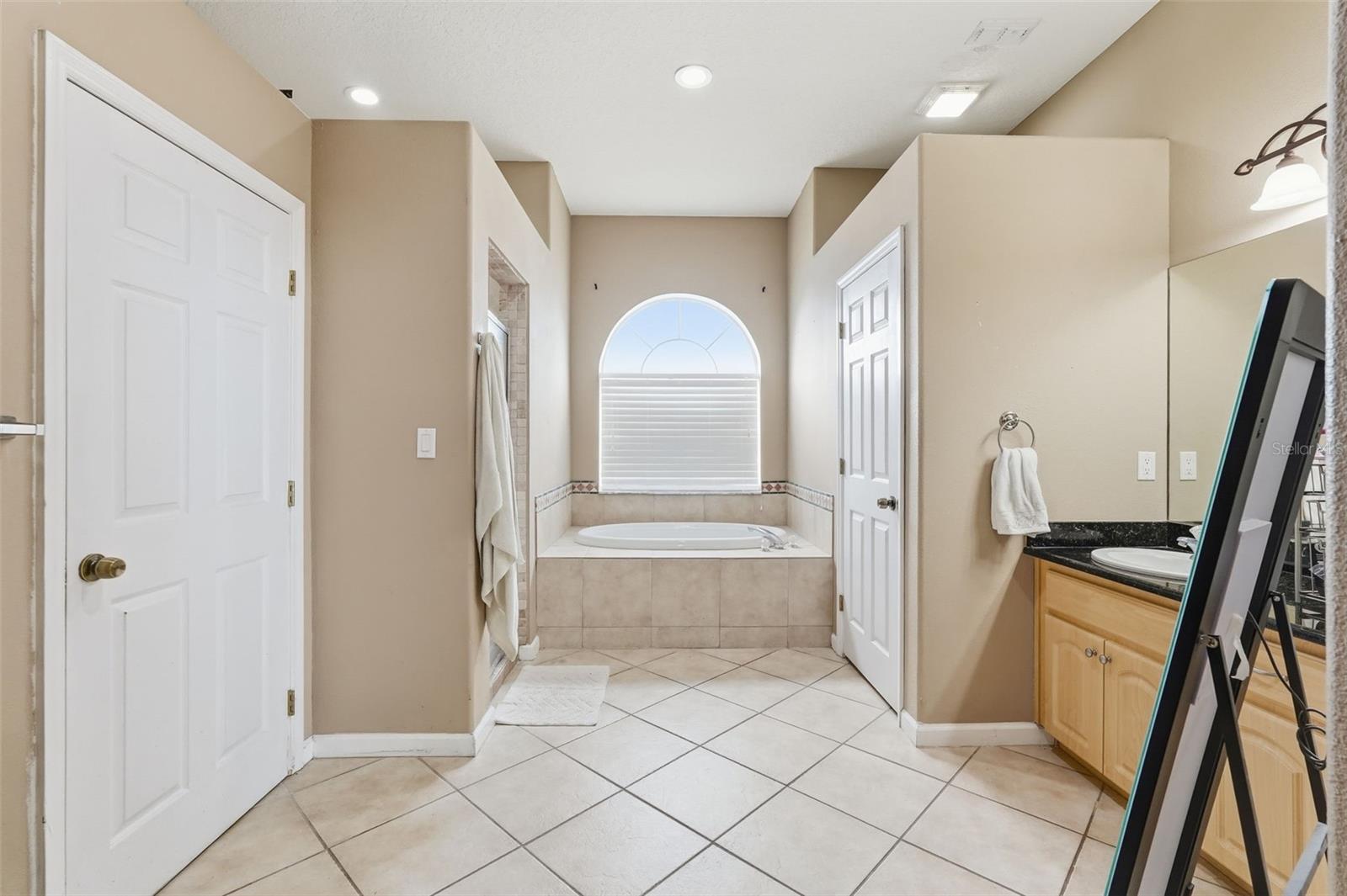 Image 44 of 51 For 13632 Deventer Court