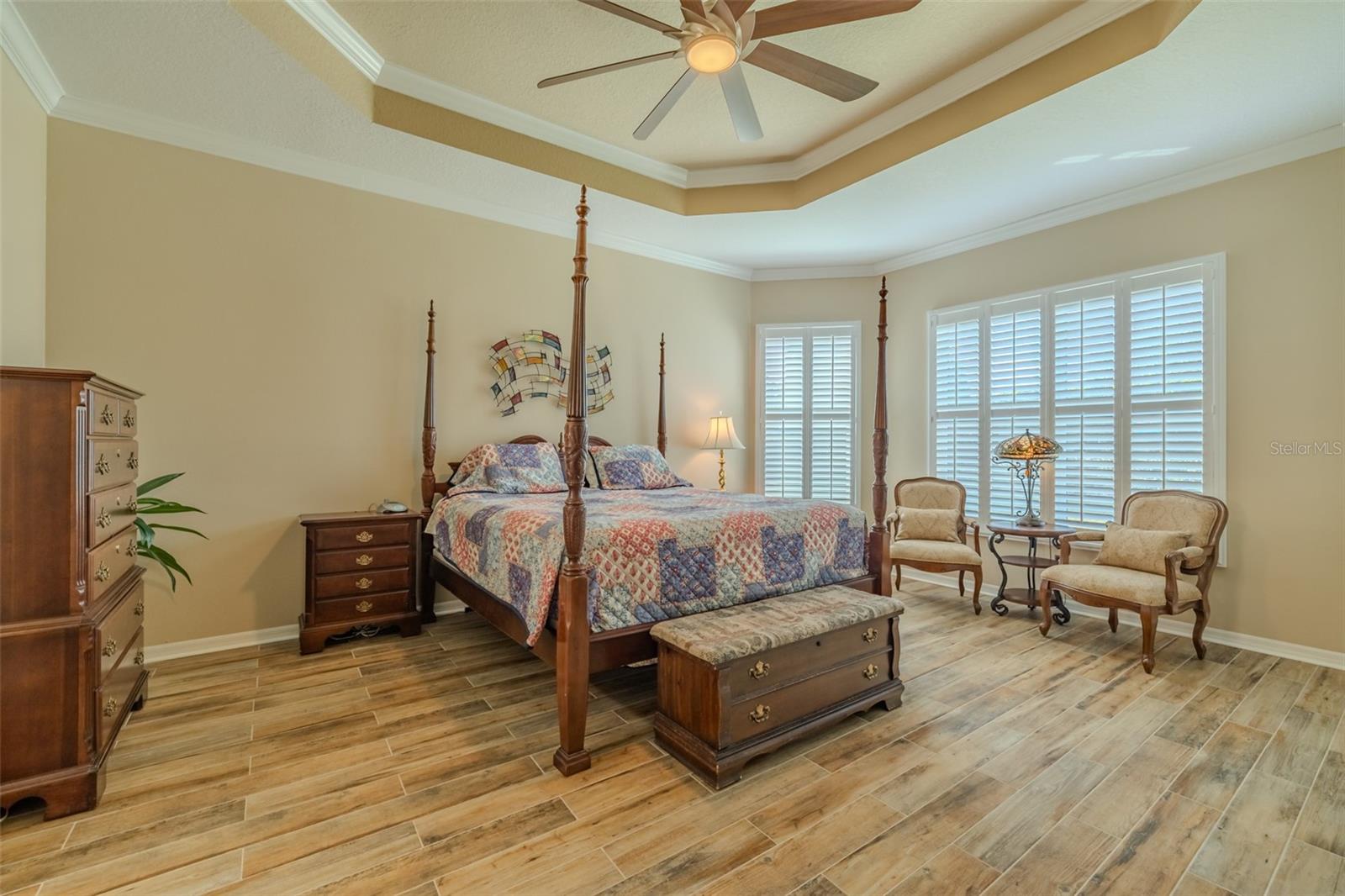 Image 32 of 100 For 16301 Garnet Glen Place