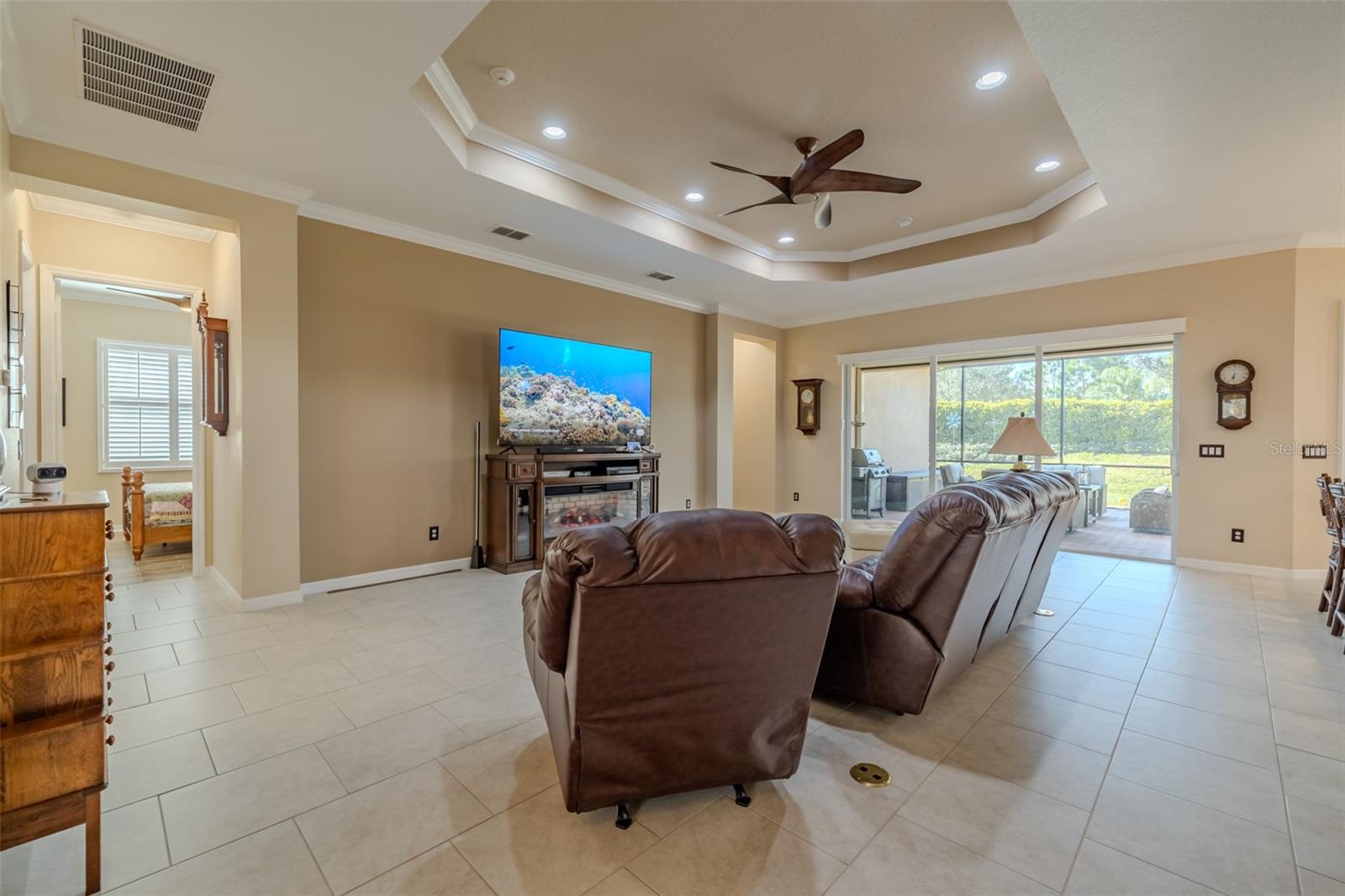 Image 39 of 100 For 16301 Garnet Glen Place