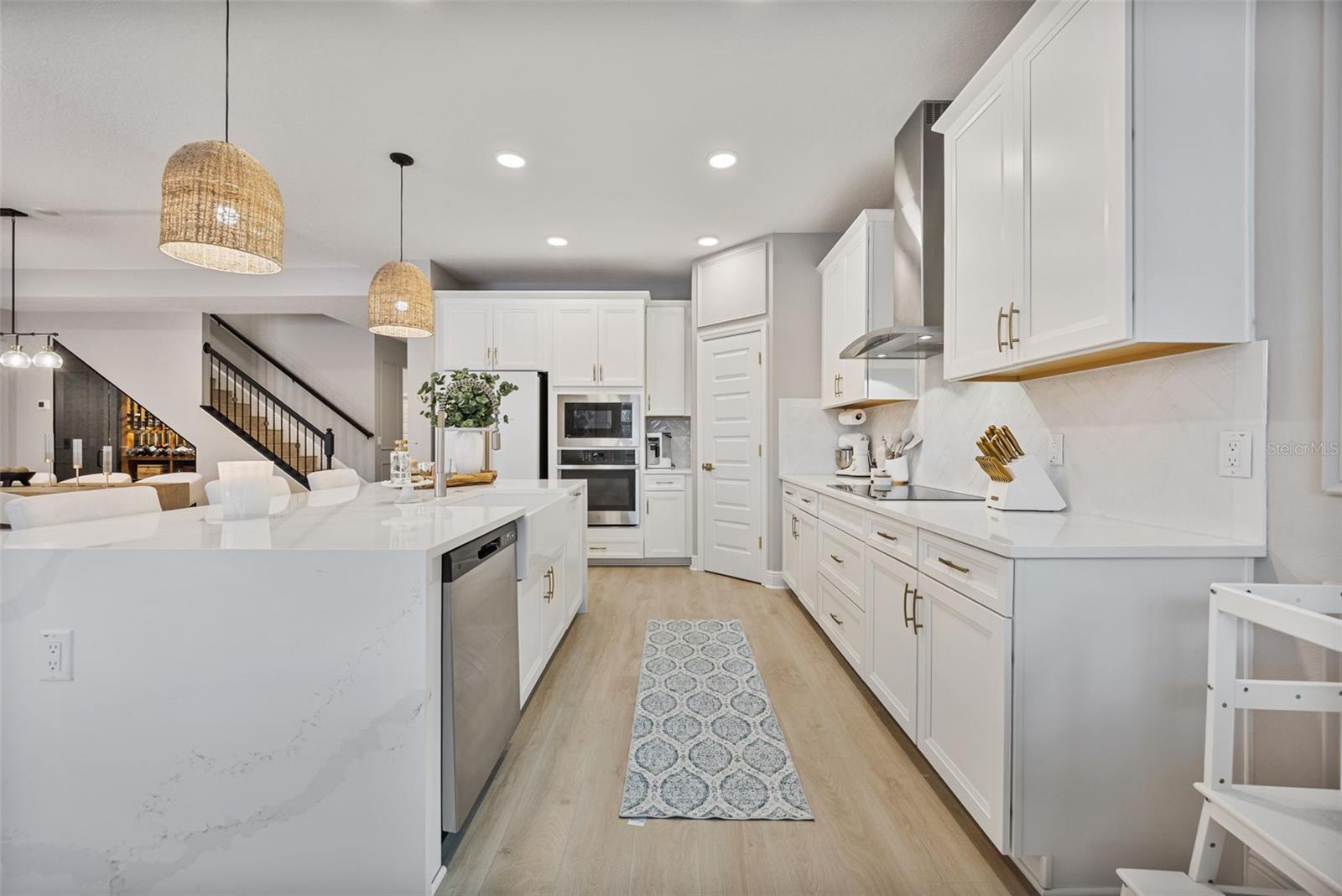 Image 23 of 100 For 7741 Notched Pine Bend