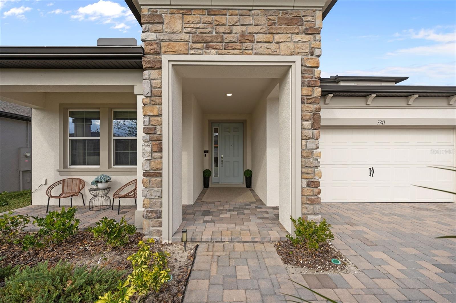 Image 3 of 100 For 7741 Notched Pine Bend