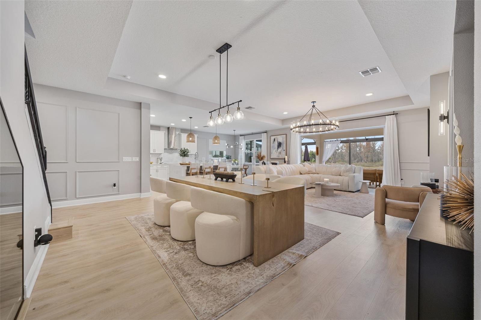 Image 31 of 100 For 7741 Notched Pine Bend