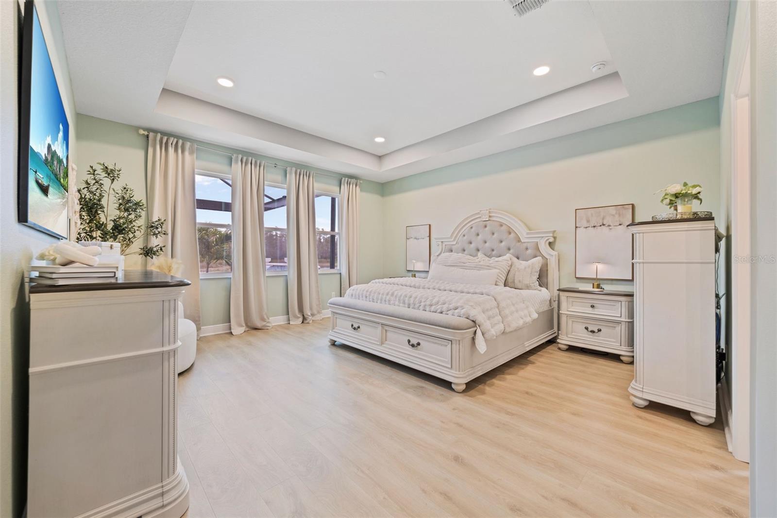 Image 35 of 100 For 7741 Notched Pine Bend