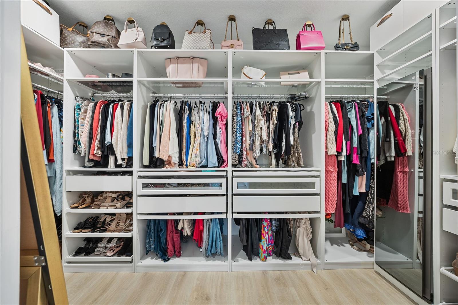 Image 43 of 100 For 7741 Notched Pine Bend