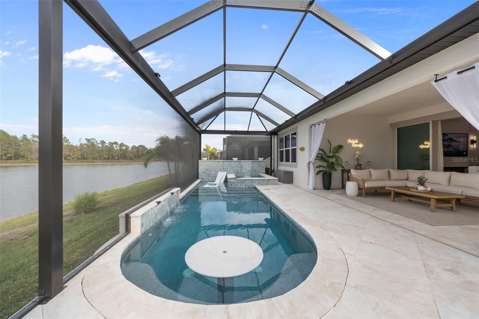 Image 65 of 100 For 7741 Notched Pine Bend