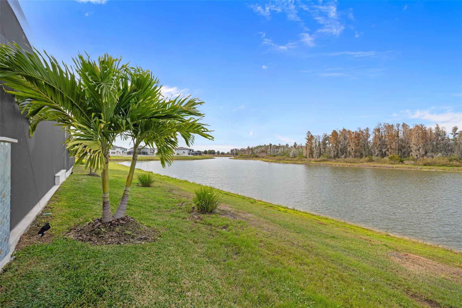 Image 75 of 100 For 7741 Notched Pine Bend