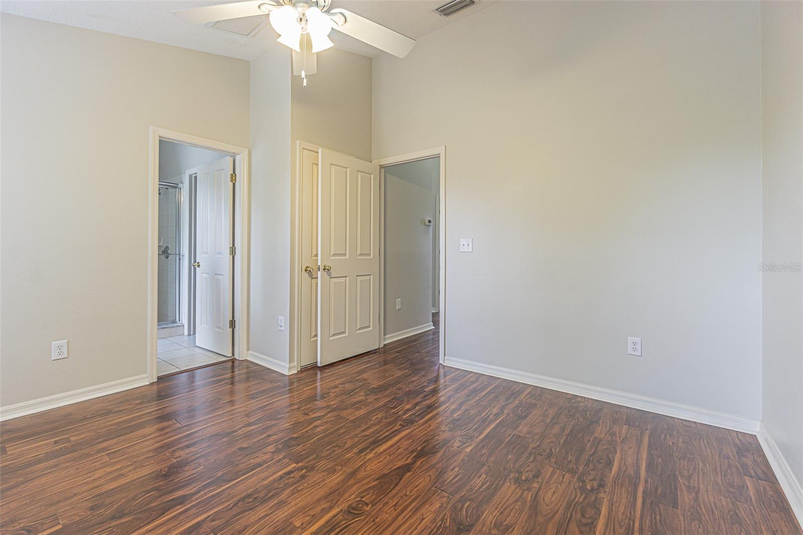 Image 11 of 33 For 10033 Bradwell Place