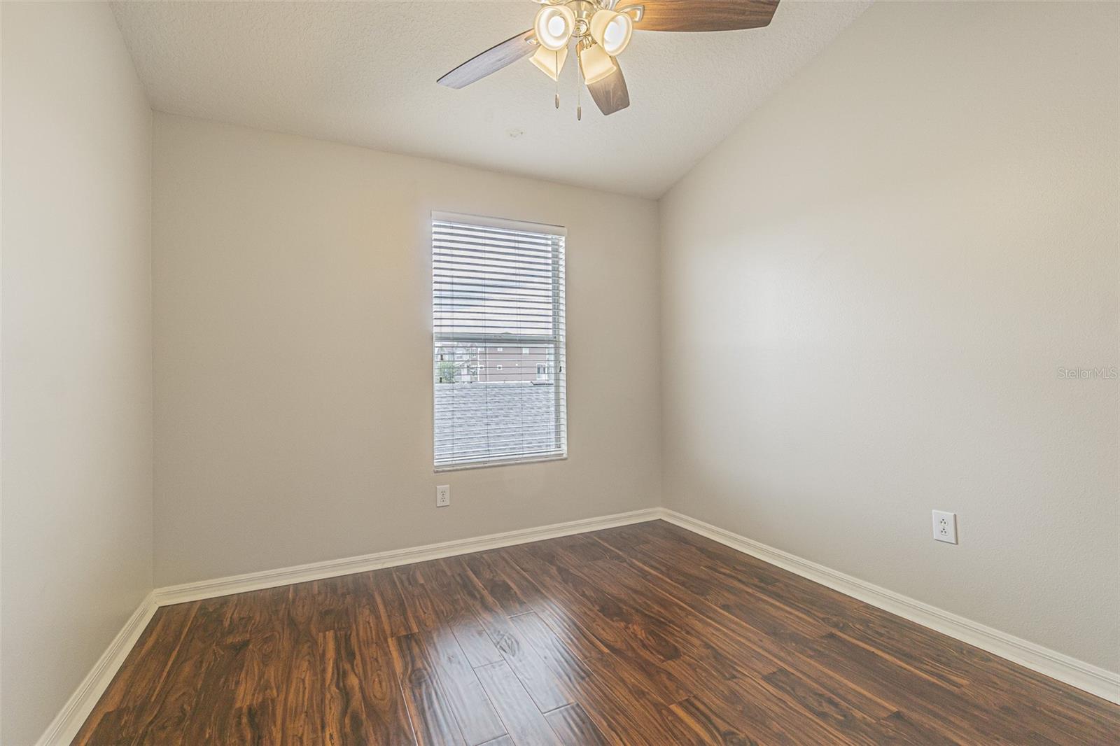 Image 15 of 33 For 10033 Bradwell Place