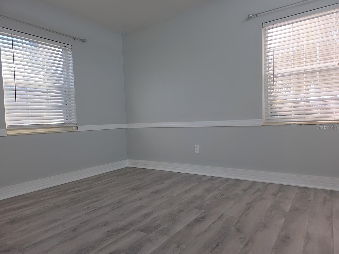 Image 11 of 36 For 4713 El Prado Boulevard