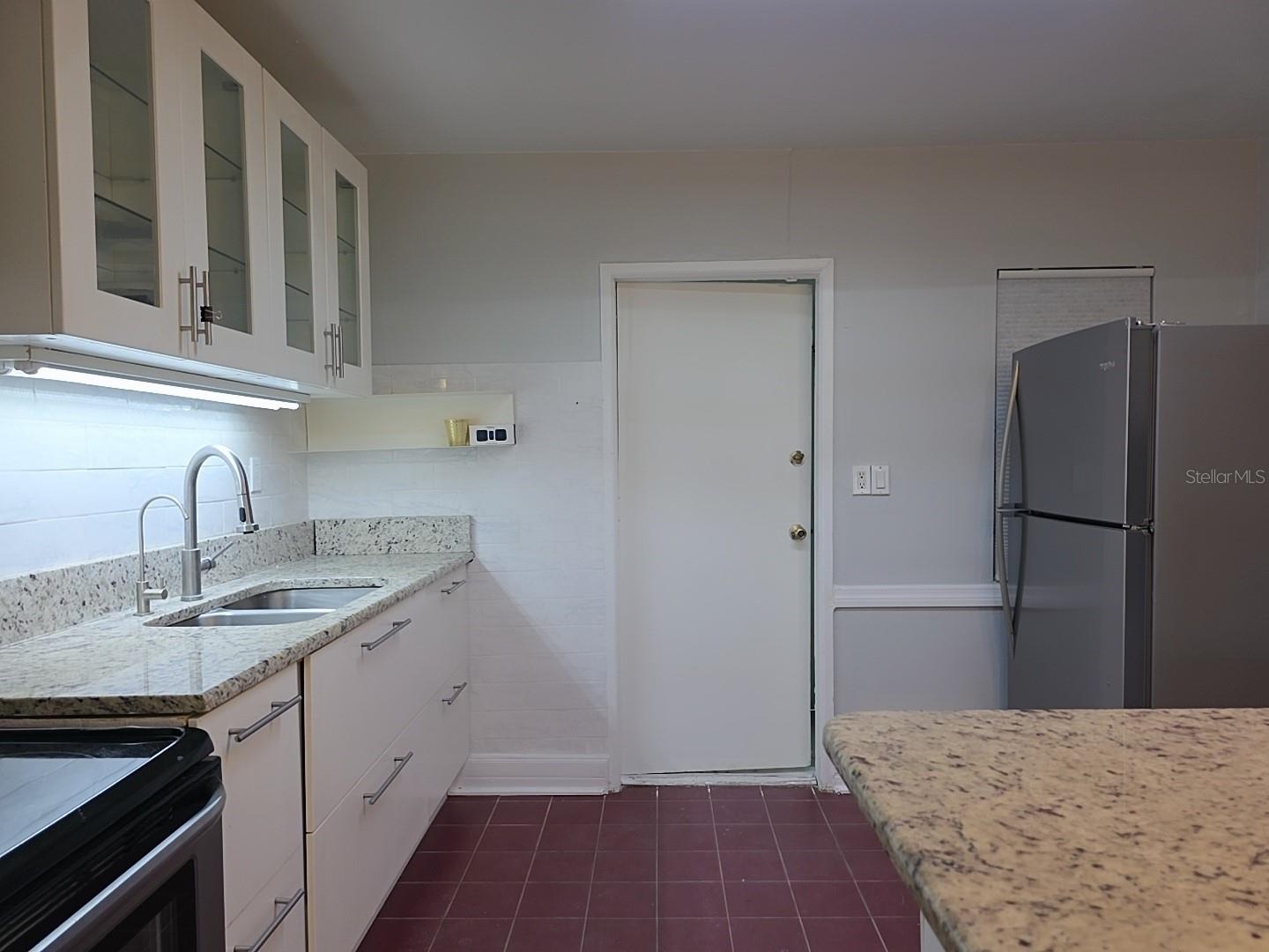 Image 16 of 36 For 4713 El Prado Boulevard