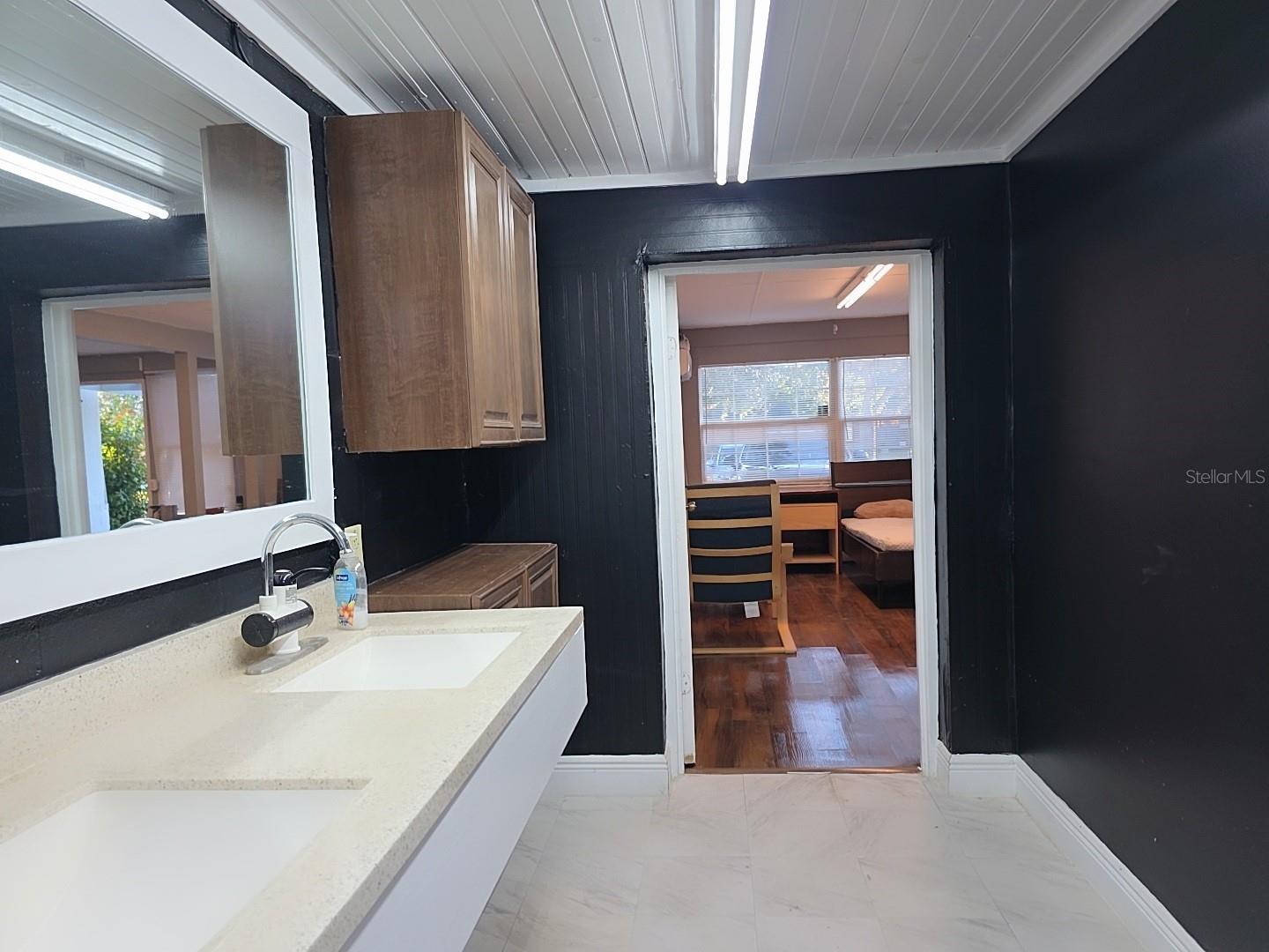 Image 29 of 36 For 4713 El Prado Boulevard