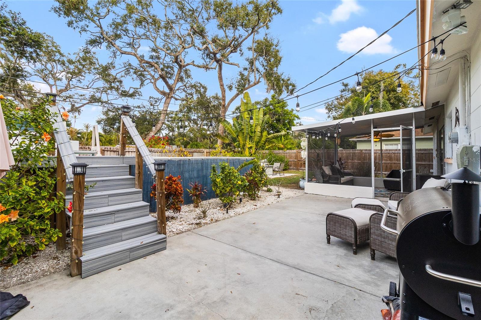 Image 31 of 42 For 9717 54th Avenue N