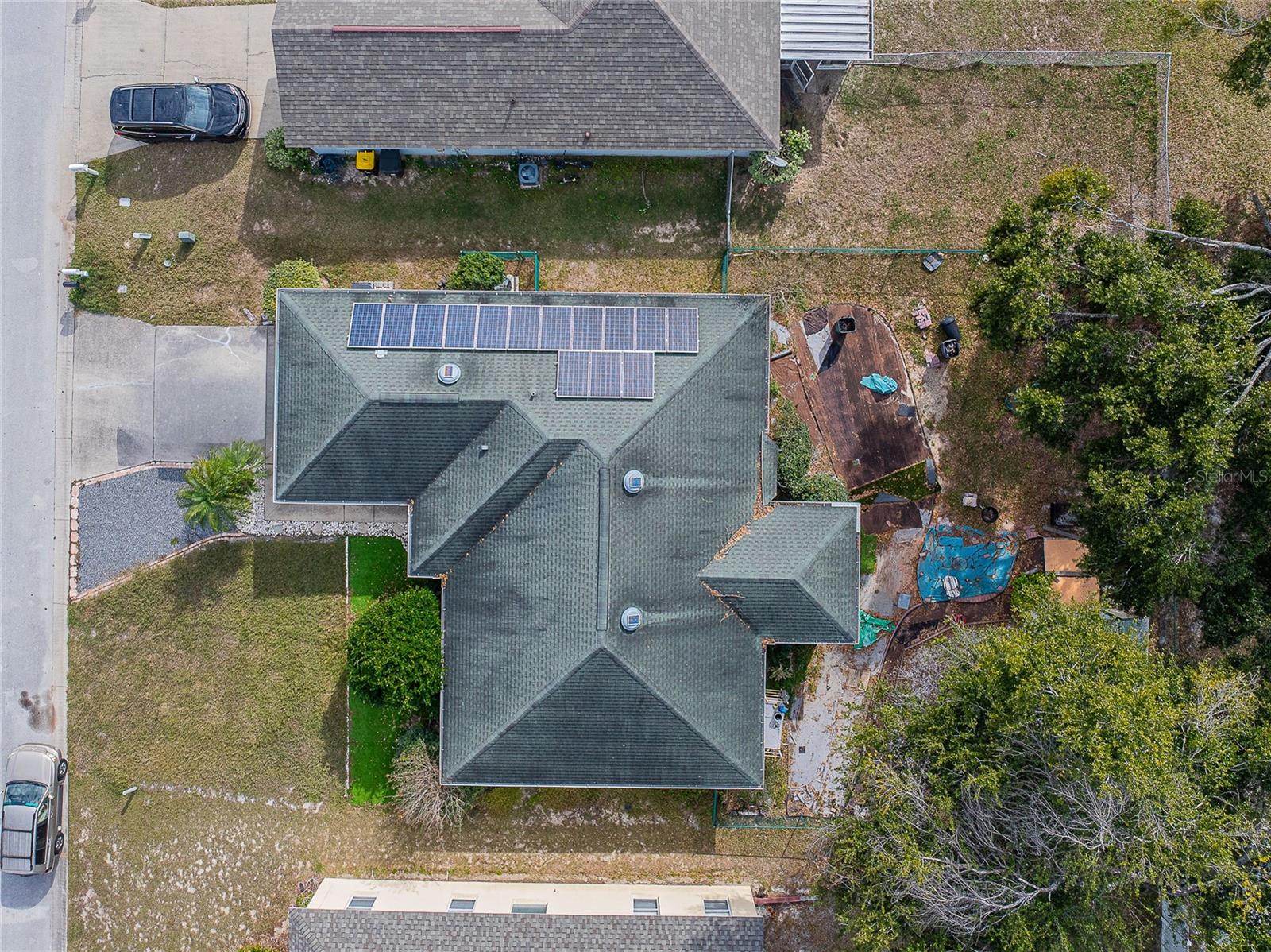 Listing photo id 3 for 7436 Loblolly Avenue