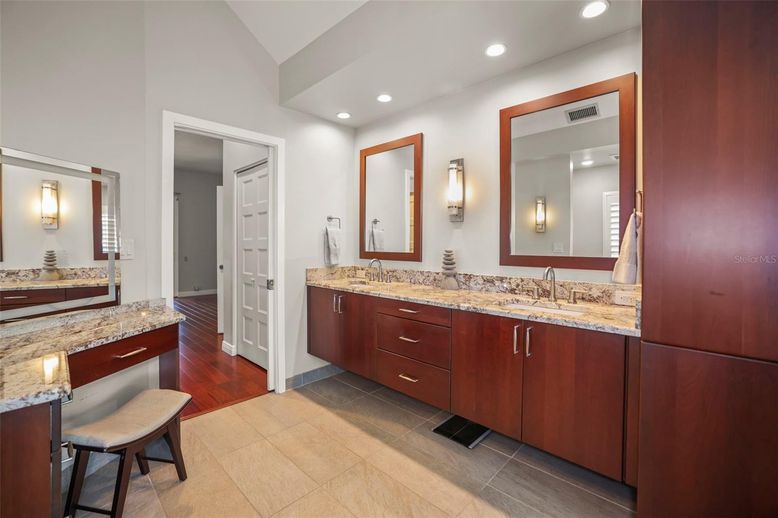 Image 26 of 48 For 3459 Sweetwater Trail