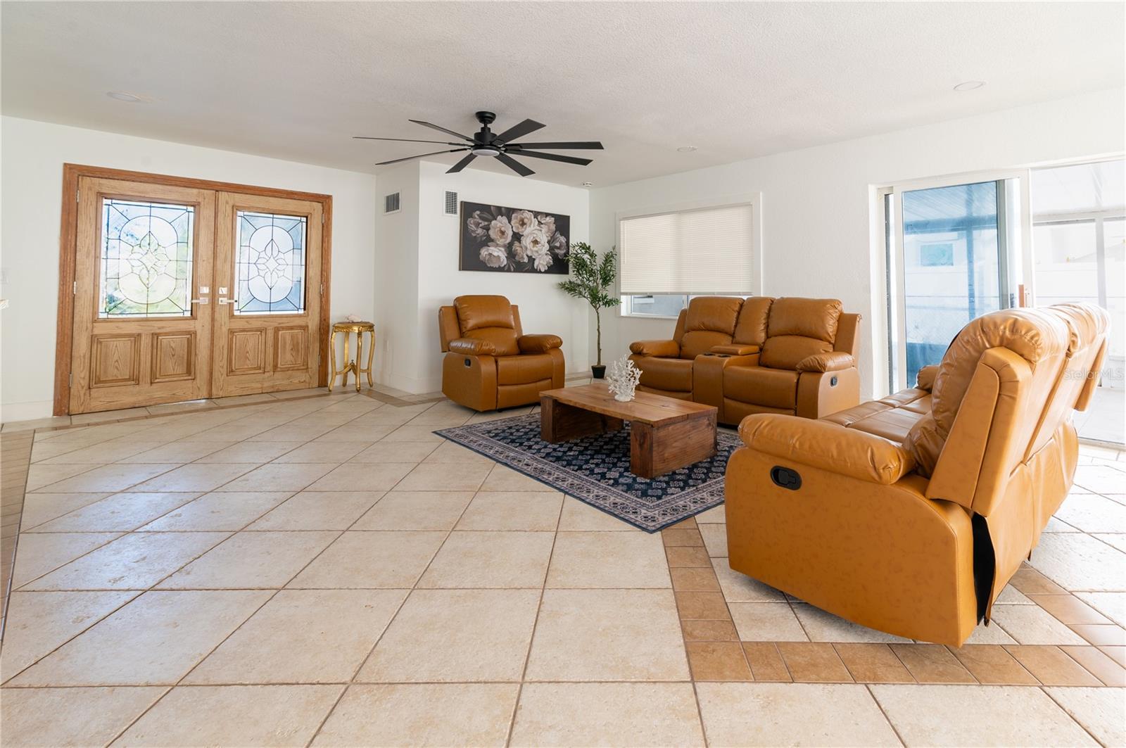 Image 11 of 46 For 6613 Blue Heron Drive S