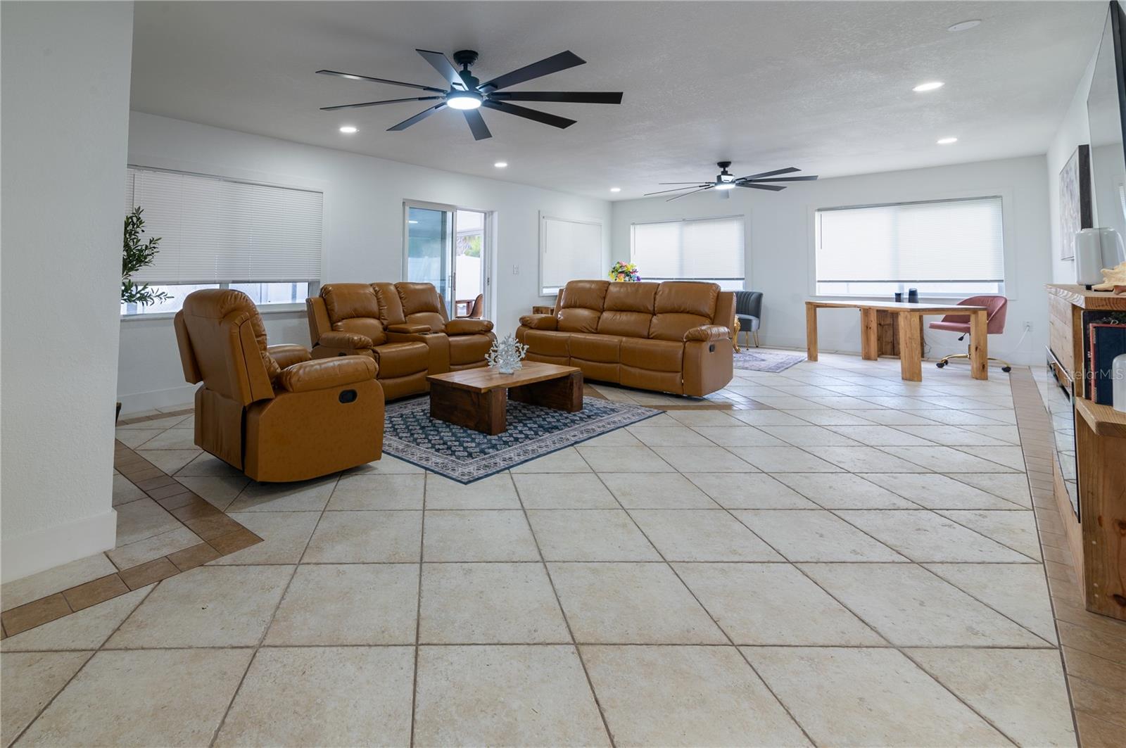 Image 15 of 46 For 6613 Blue Heron Drive S