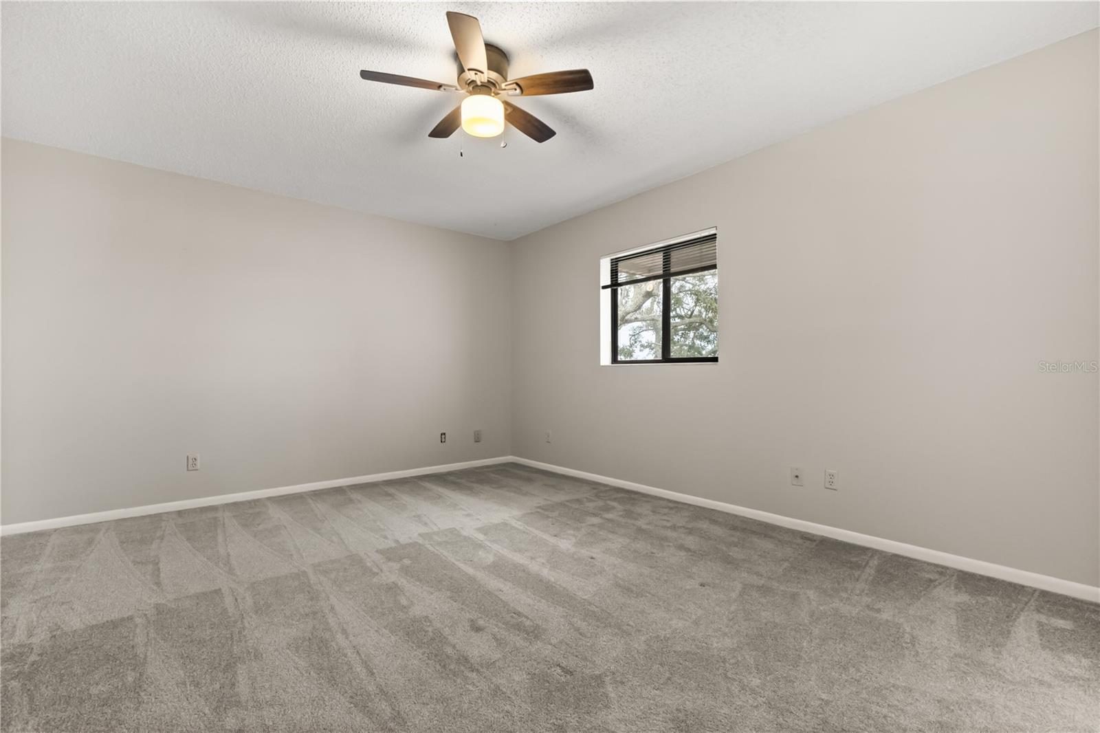 Image 19 of 26 For 2424 Tampa Bay Boulevard K201