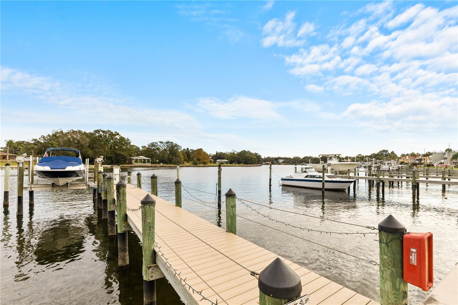 Image 23 of 26 For 2424 Tampa Bay Boulevard K201