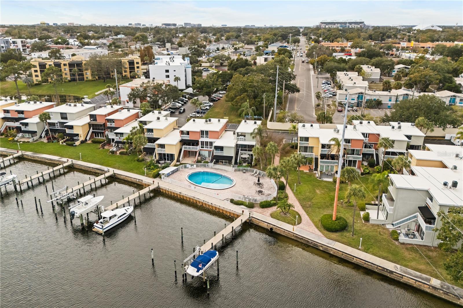 Image 24 of 26 For 2424 Tampa Bay Boulevard K201