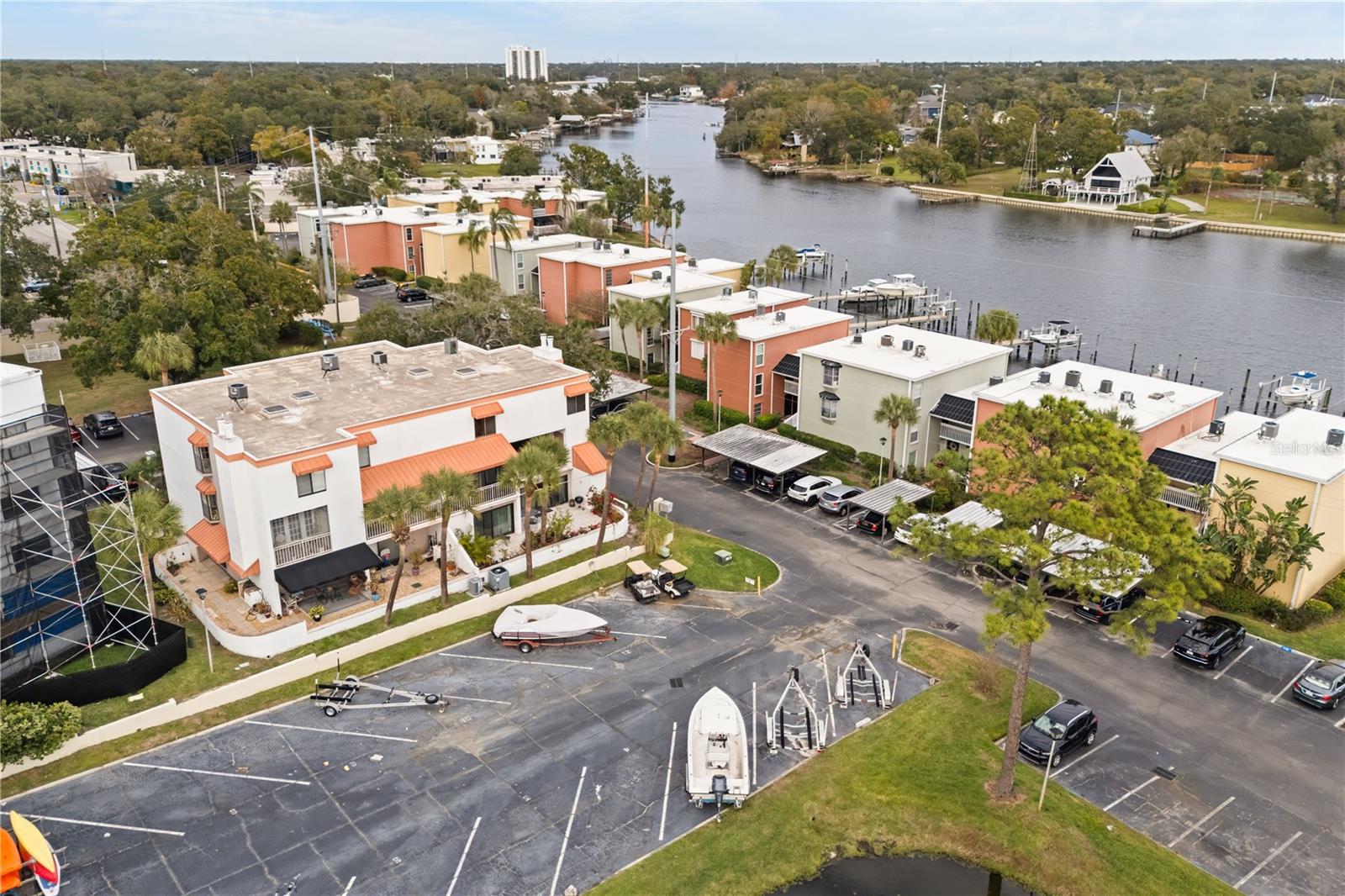 Image 3 of 26 For 2424 Tampa Bay Boulevard K201