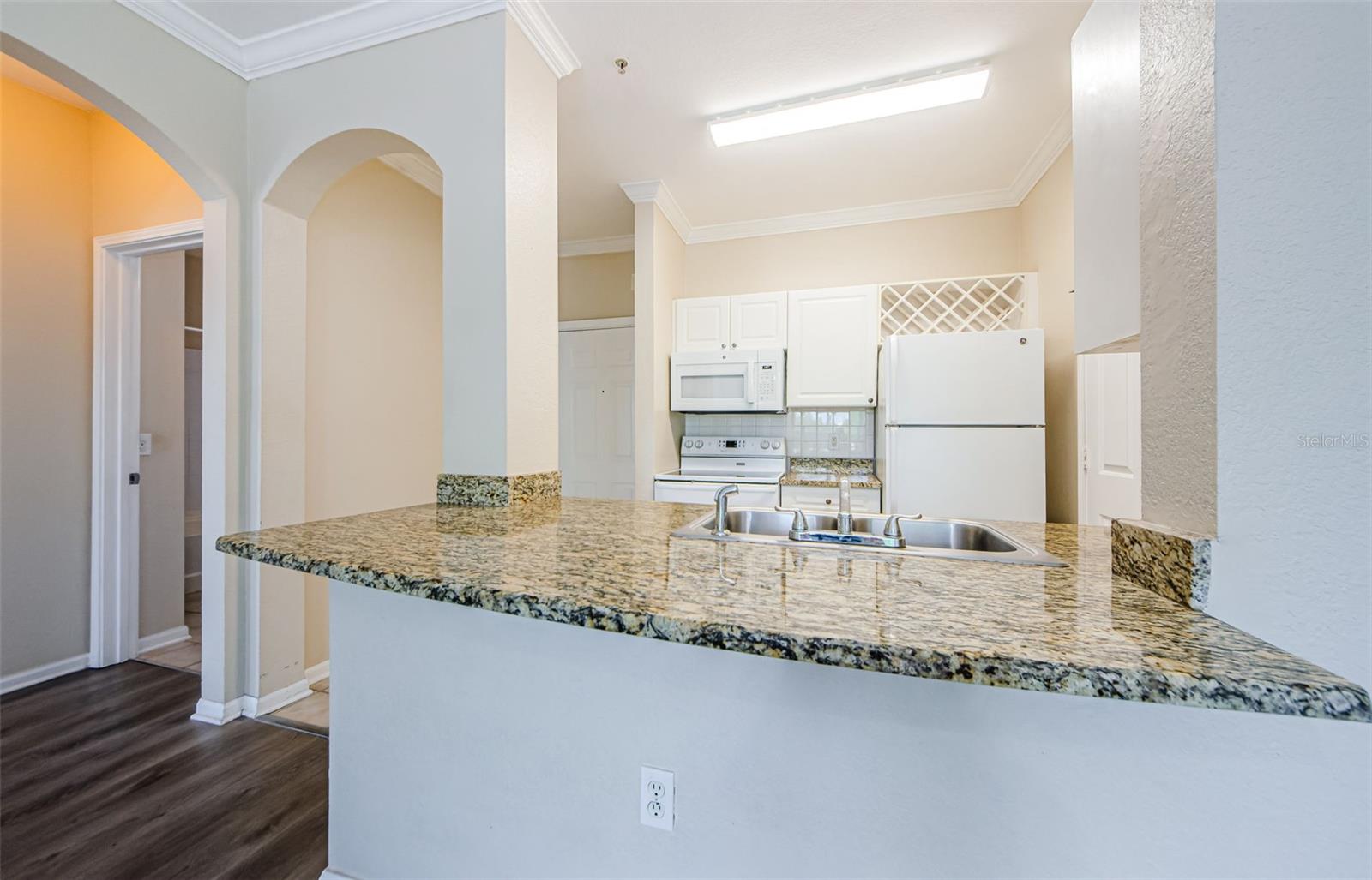 Image 11 of 29 For 1216 Missouri Avenue 108