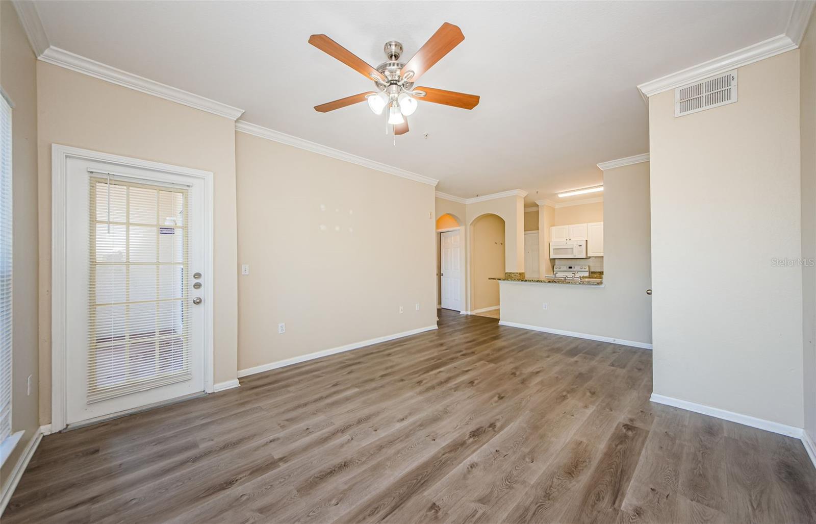 Image 12 of 29 For 1216 Missouri Avenue 108