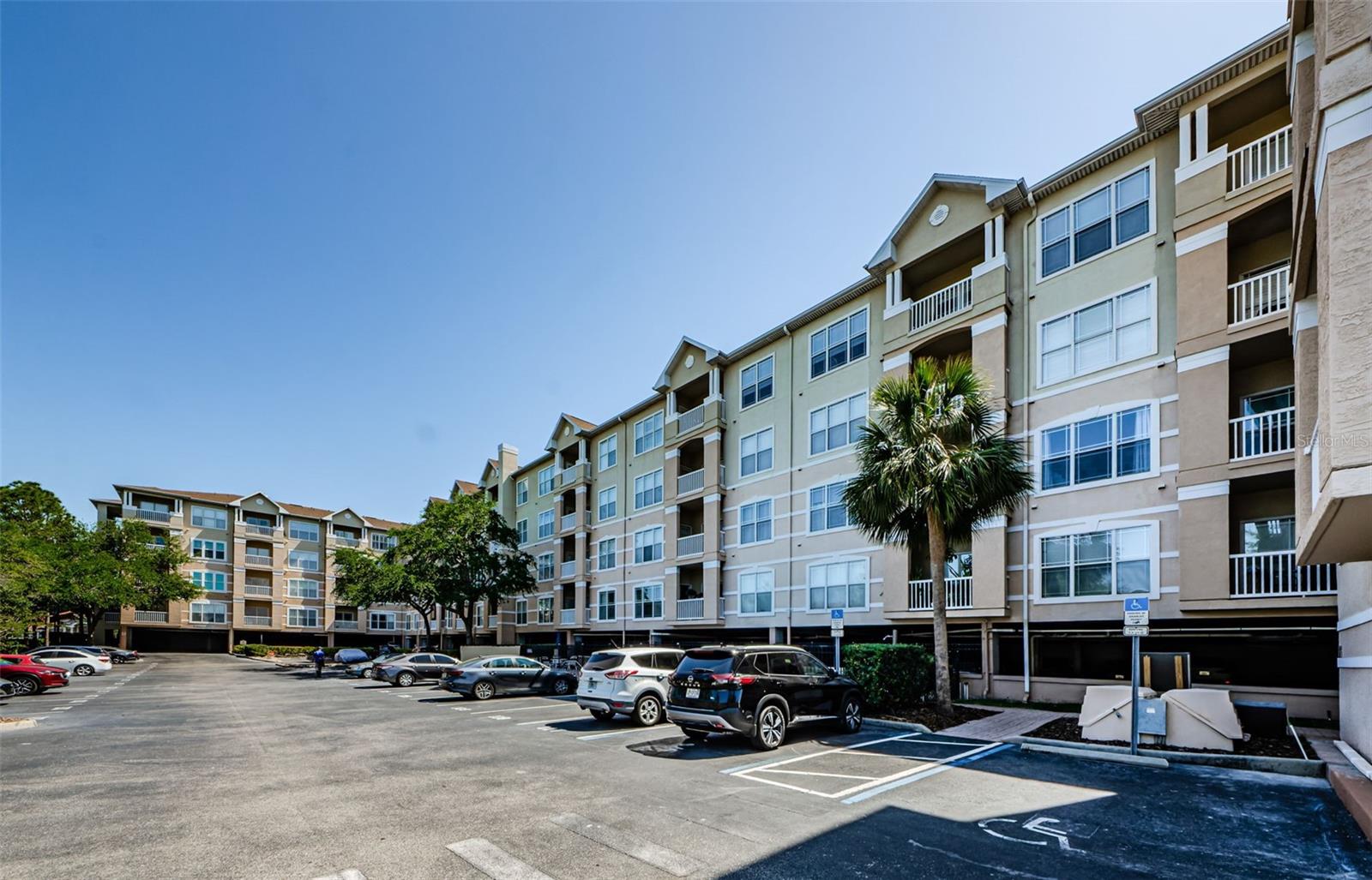 Image 5 of 29 For 1216 Missouri Avenue 108