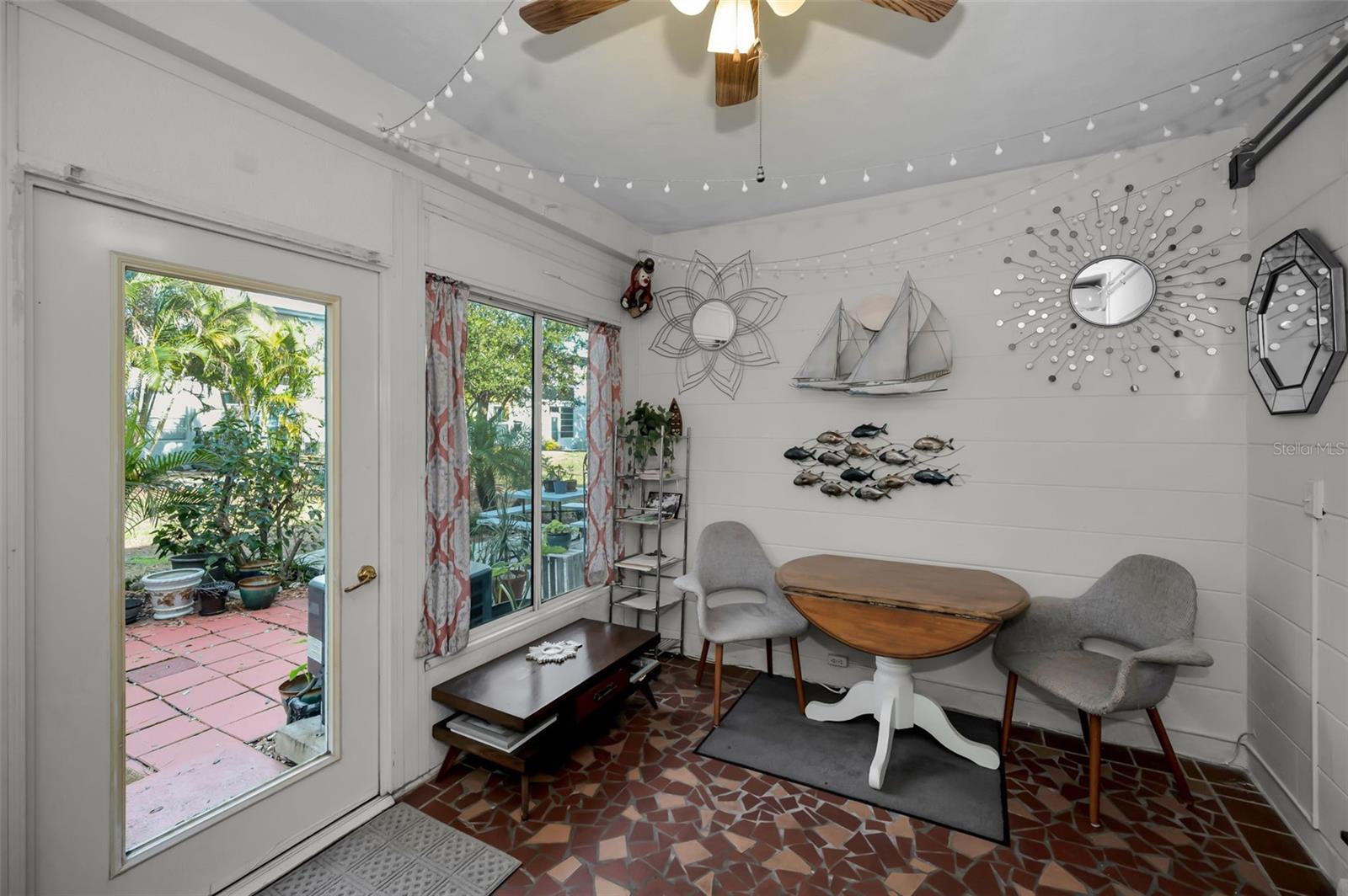 Image 22 of 38 For 4325 58th Way N 1423