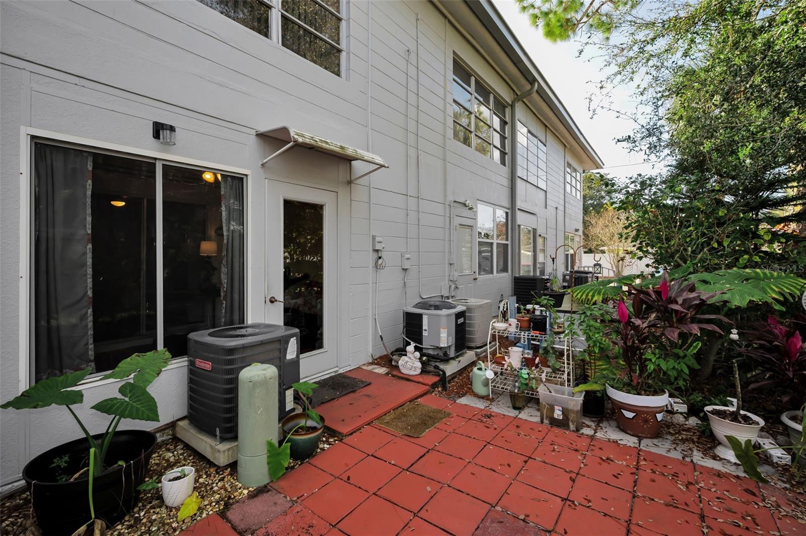 Image 27 of 38 For 4325 58th Way N 1423