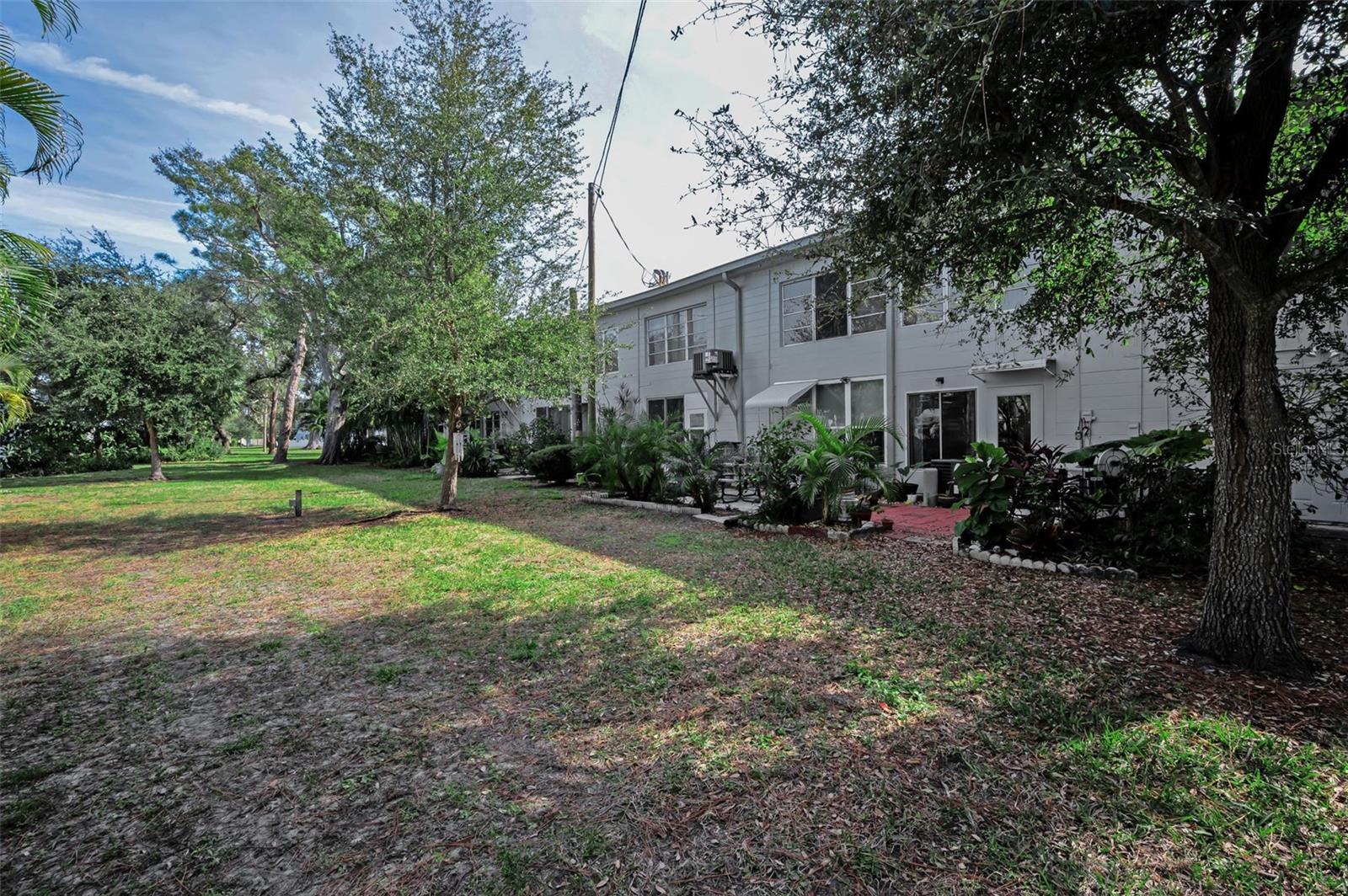 Image 29 of 38 For 4325 58th Way N 1423