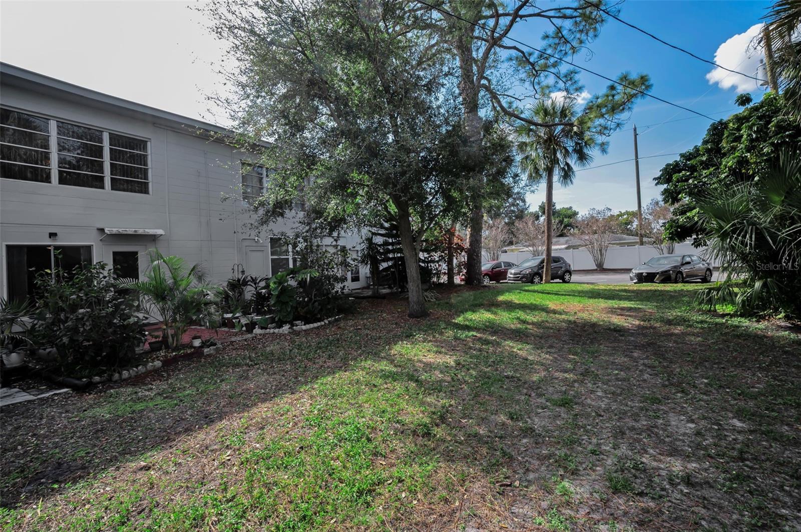 Image 30 of 38 For 4325 58th Way N 1423