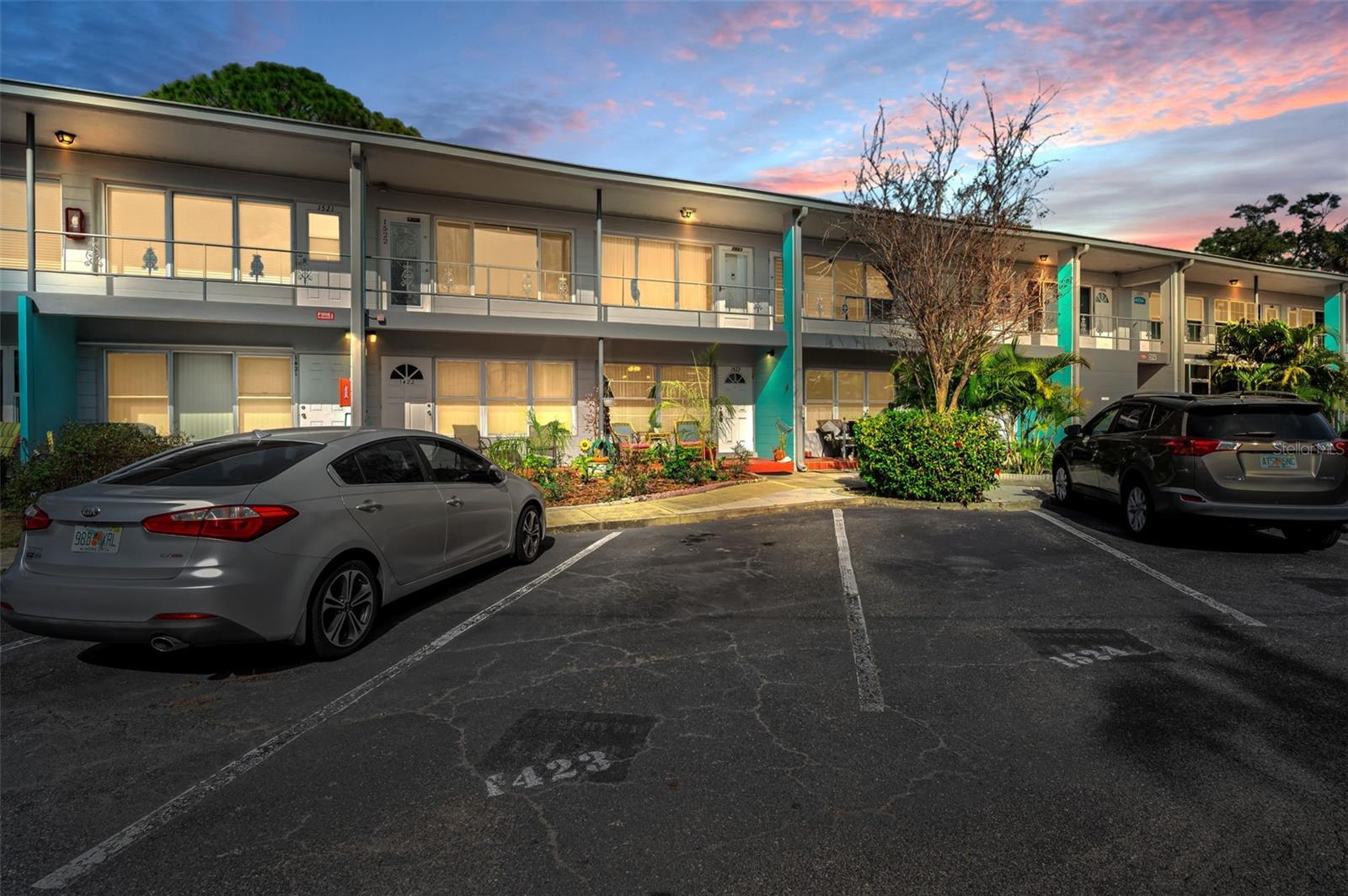 Image 31 of 38 For 4325 58th Way N 1423