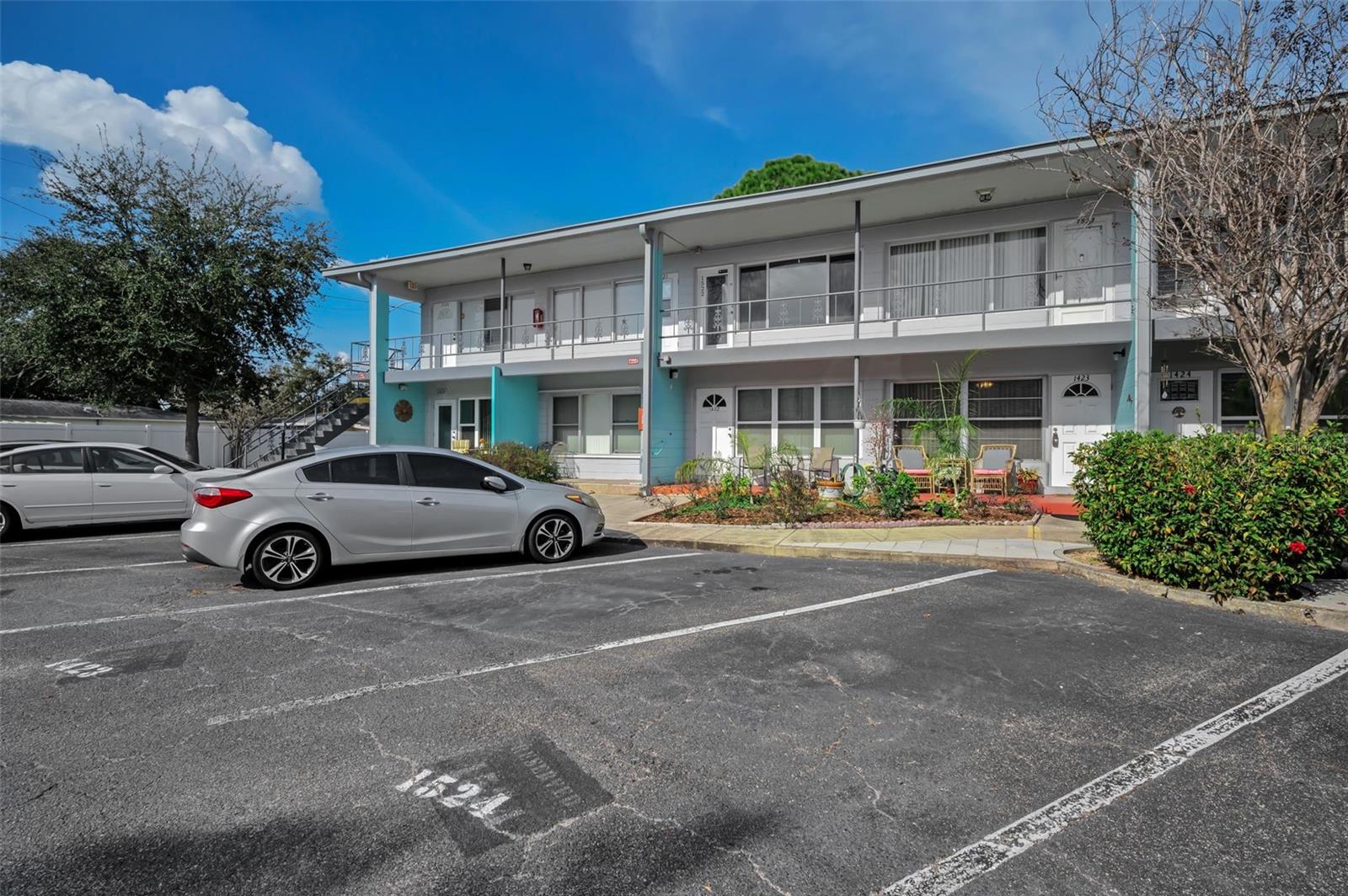 Image 34 of 38 For 4325 58th Way N 1423