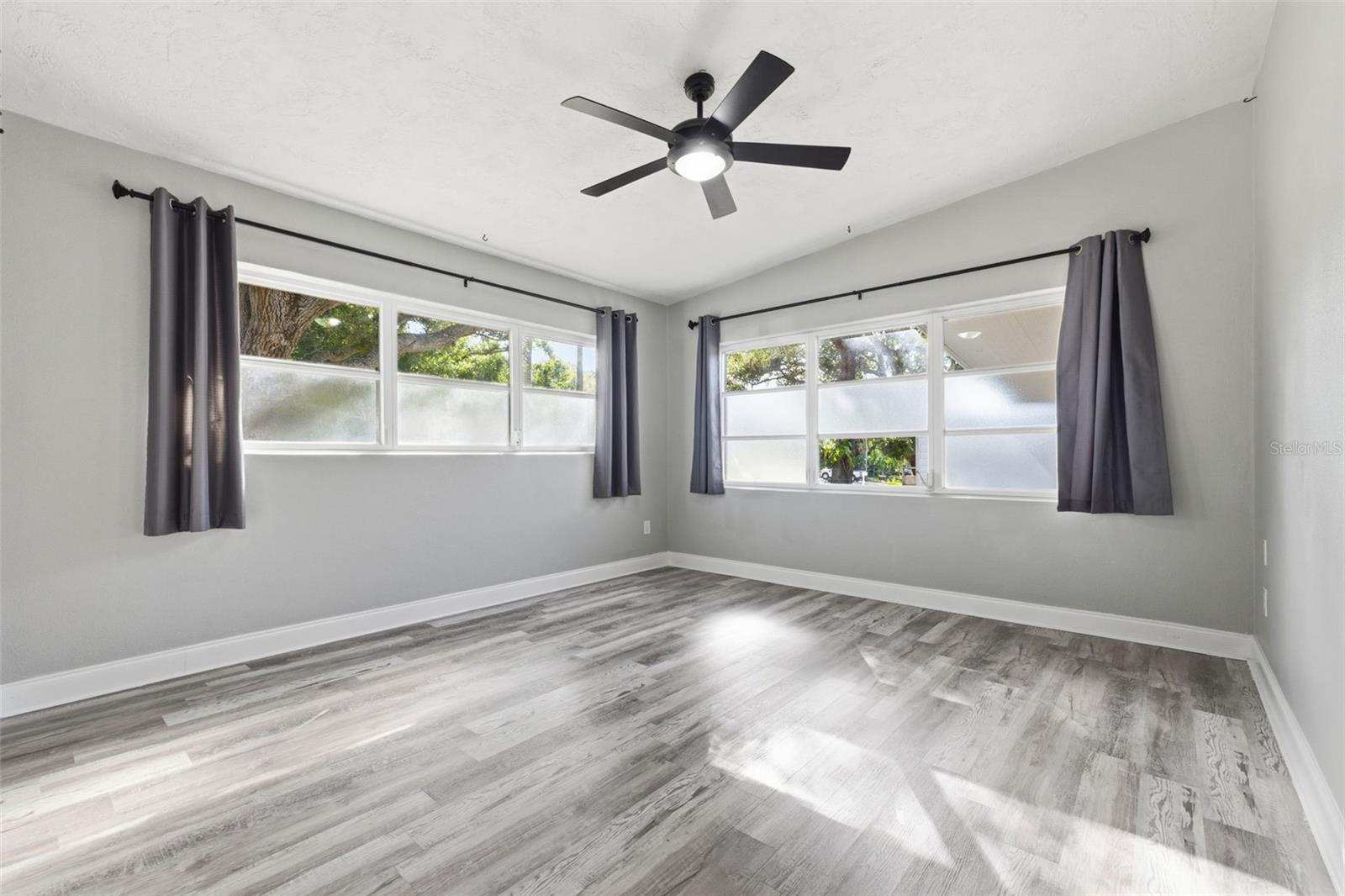 Image 15 of 23 For 7198 121st Way